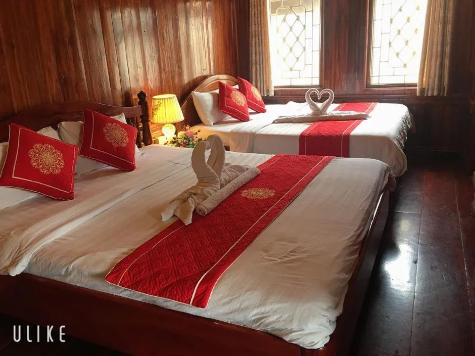 Bed in Soutikone Place House 2