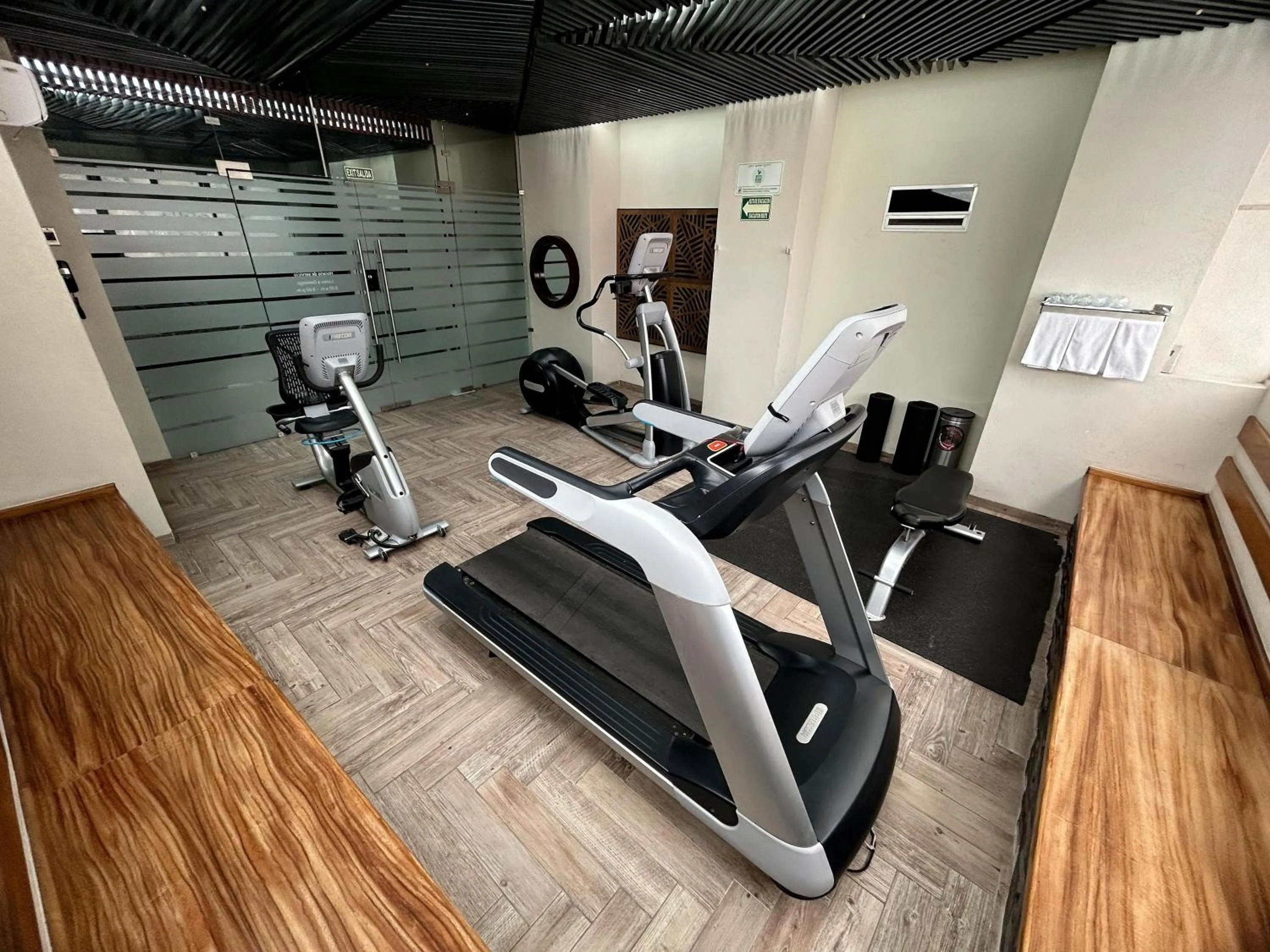 Fitness centre/facilities in Hotel Dali Plaza Ejecutivo