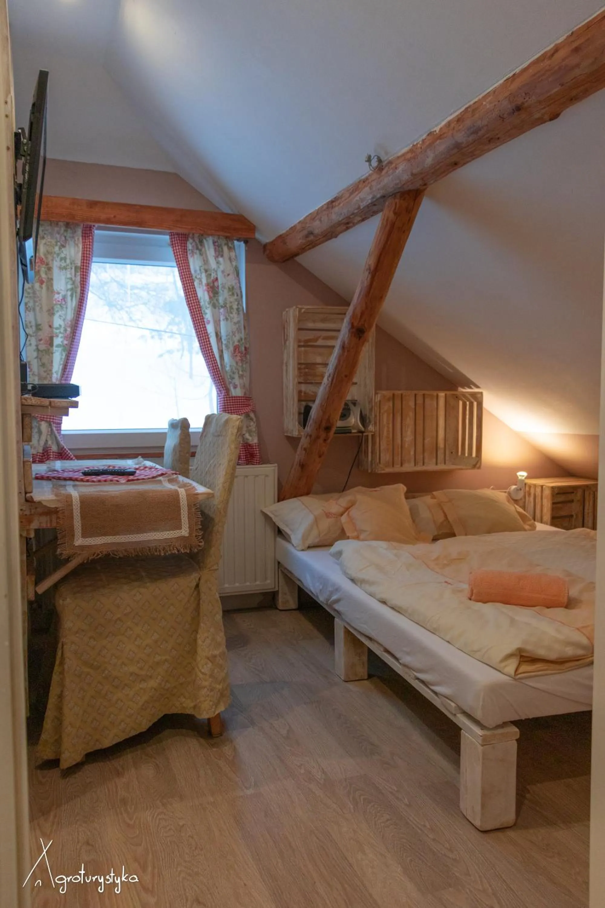 Bed in Agroturystyka Nad Jeziorem-Osada Indiańska