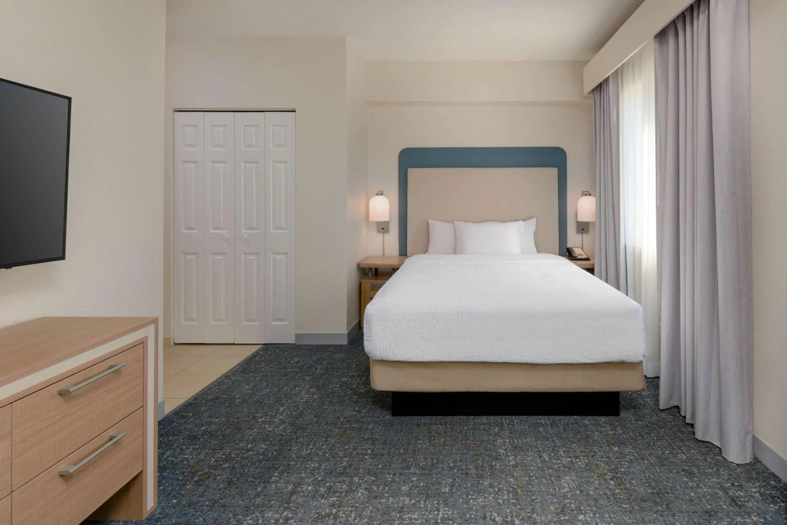 Bed in Homewood Suites by Hilton Bonita Springs, FL