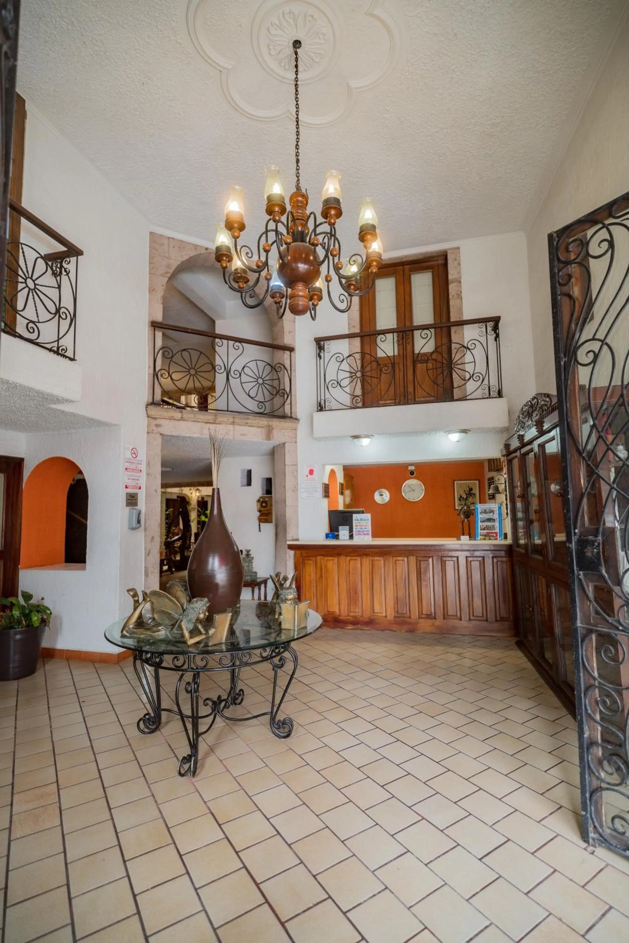 Hotel Don Quijote Plaza - Guadalajara Centro Historico