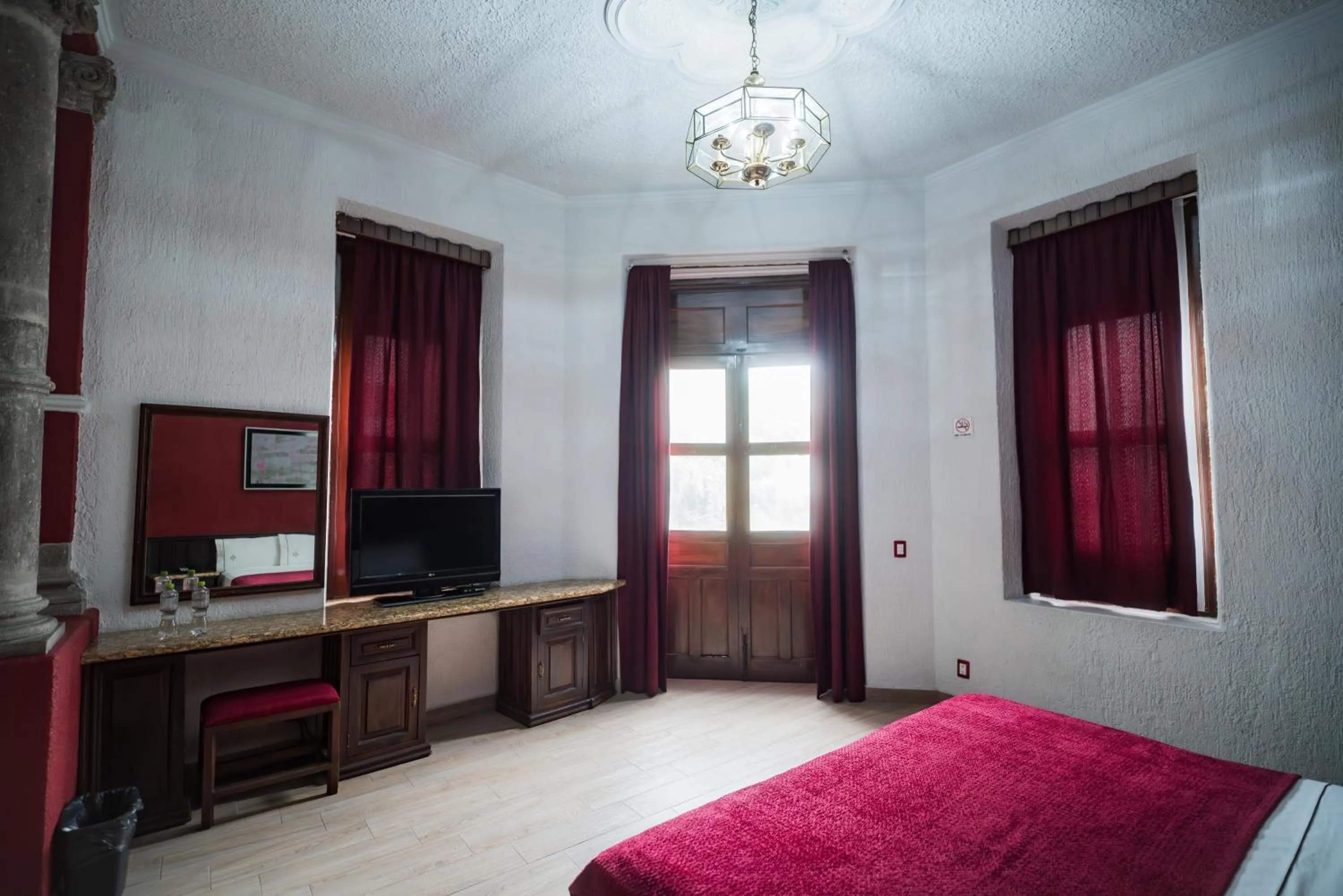 Bed in Hotel Don Quijote Plaza - Guadalajara Centro Historico