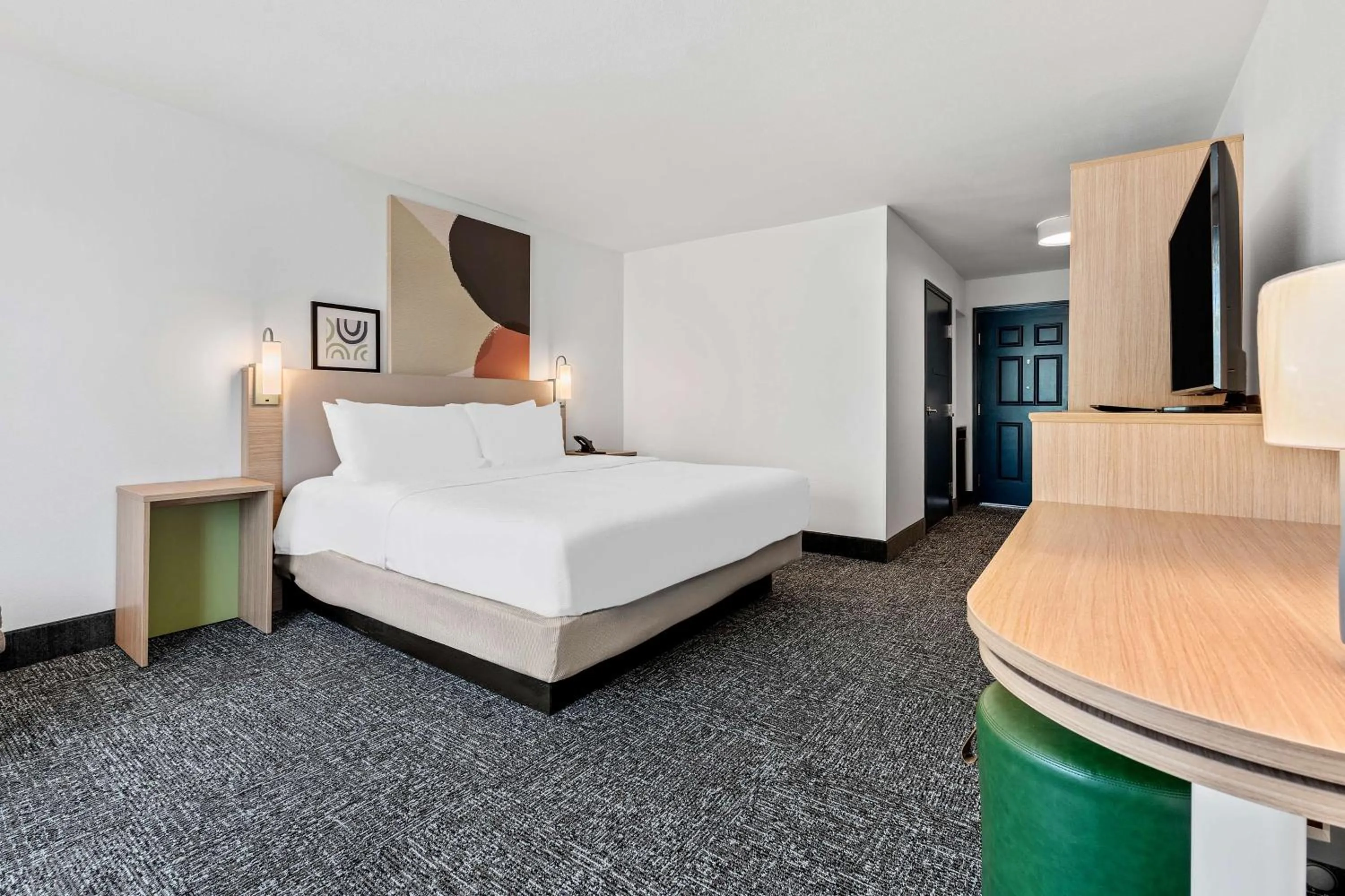 Bed in Spark By Hilton St. Augustine I 95