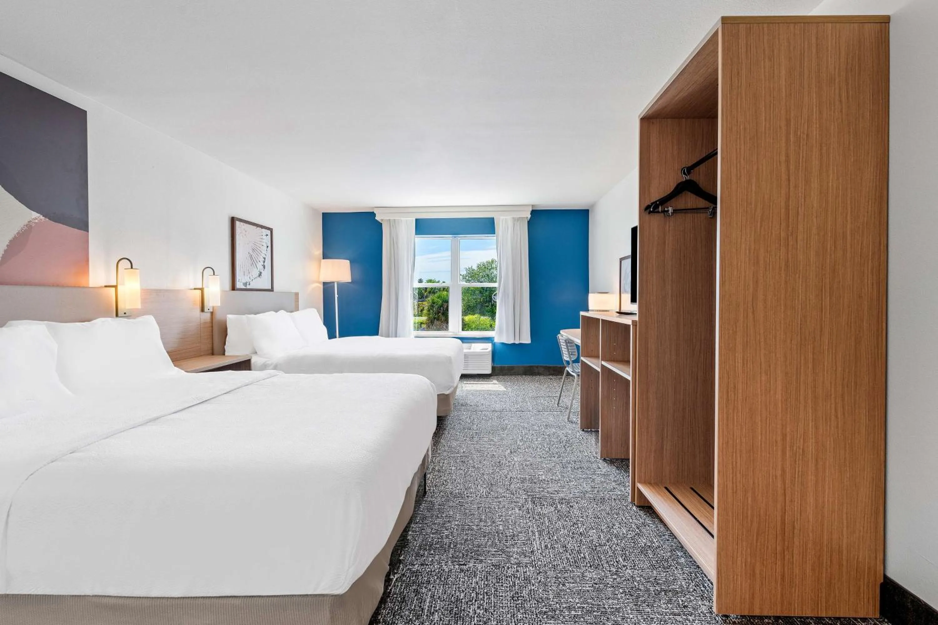 Bed in Comfort Inn & Suites Saint Augustine