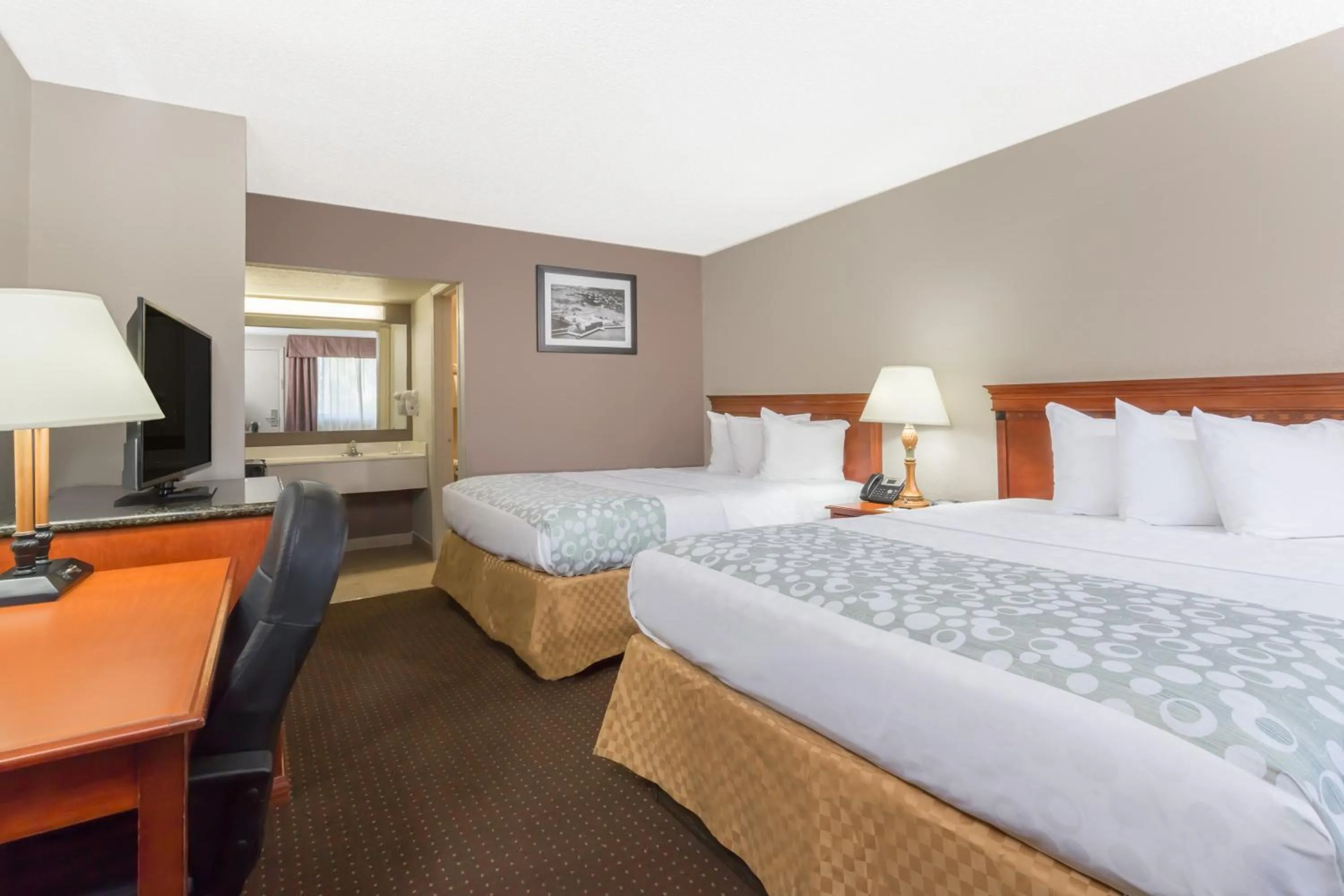 Bed in Days Inn by Wyndham St Augustine/Historic Downtown