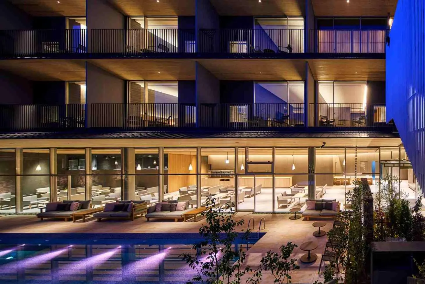 Swimming pool in The Meibia Miyazaki