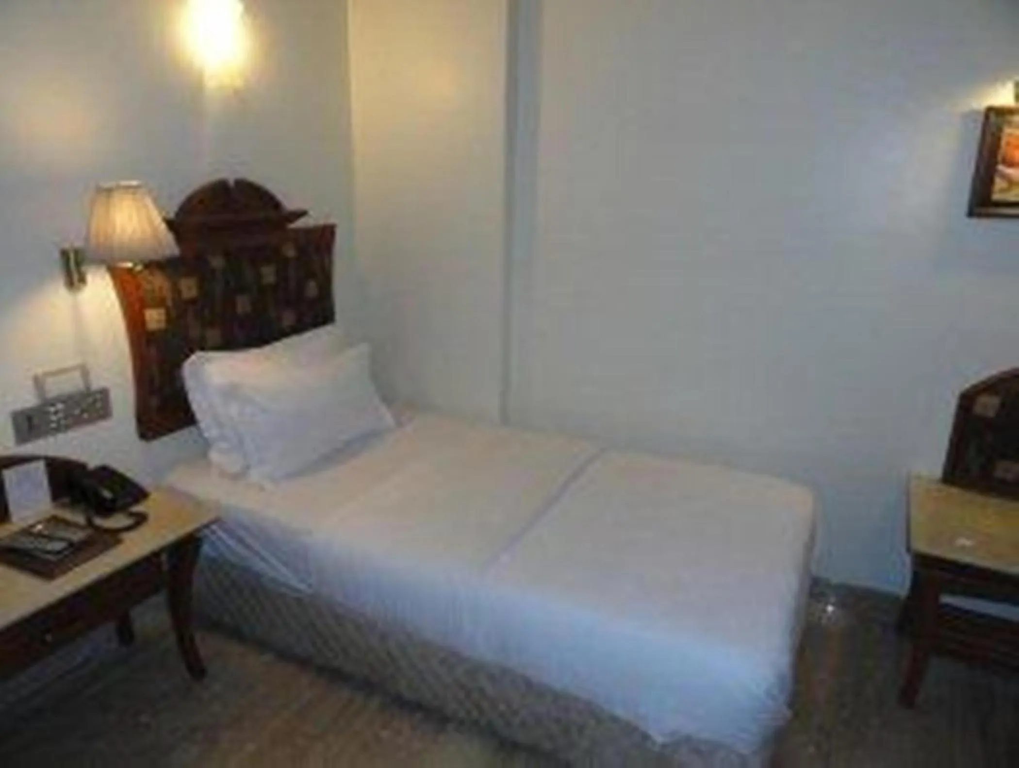 Bedroom, Bed in Hotel Airport International Mumbai