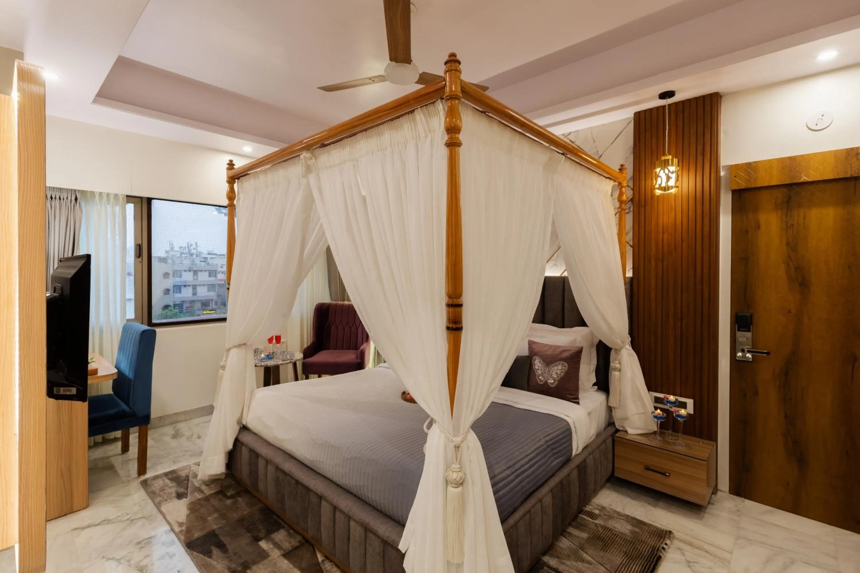 Bedroom, Bed in Sarang Palace - A Luxury Boutique Hotel