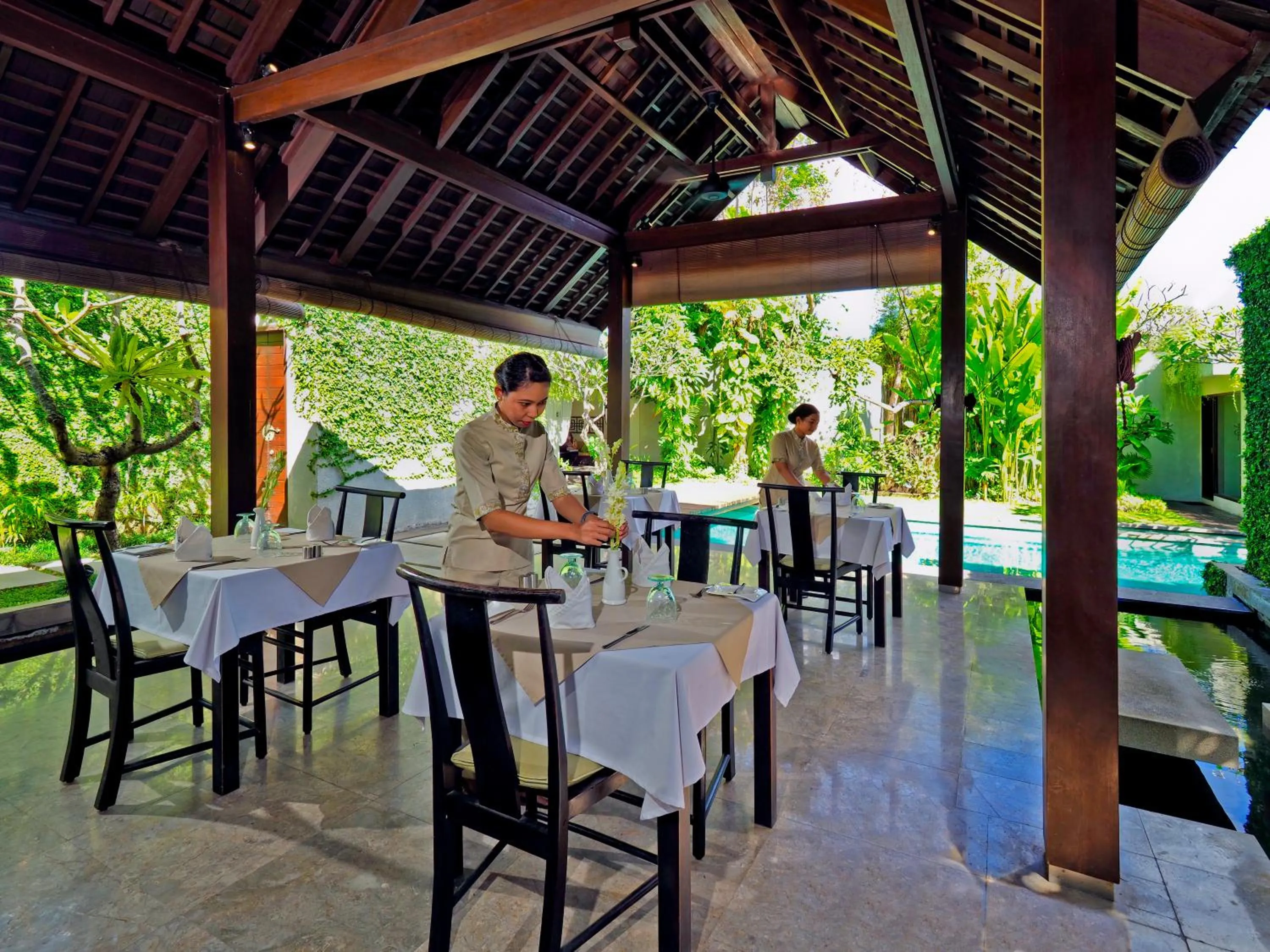 Restaurant/places to eat in The Amala Boutique Retreat