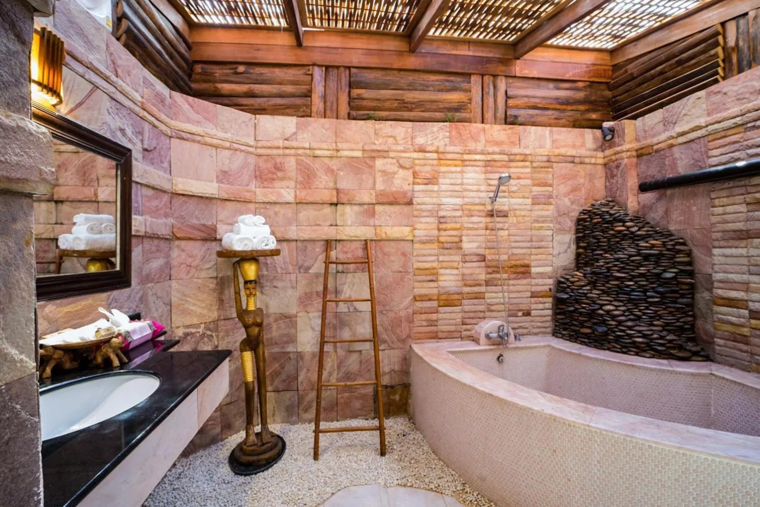 Bathroom in Santhiya Koh Chang Resort