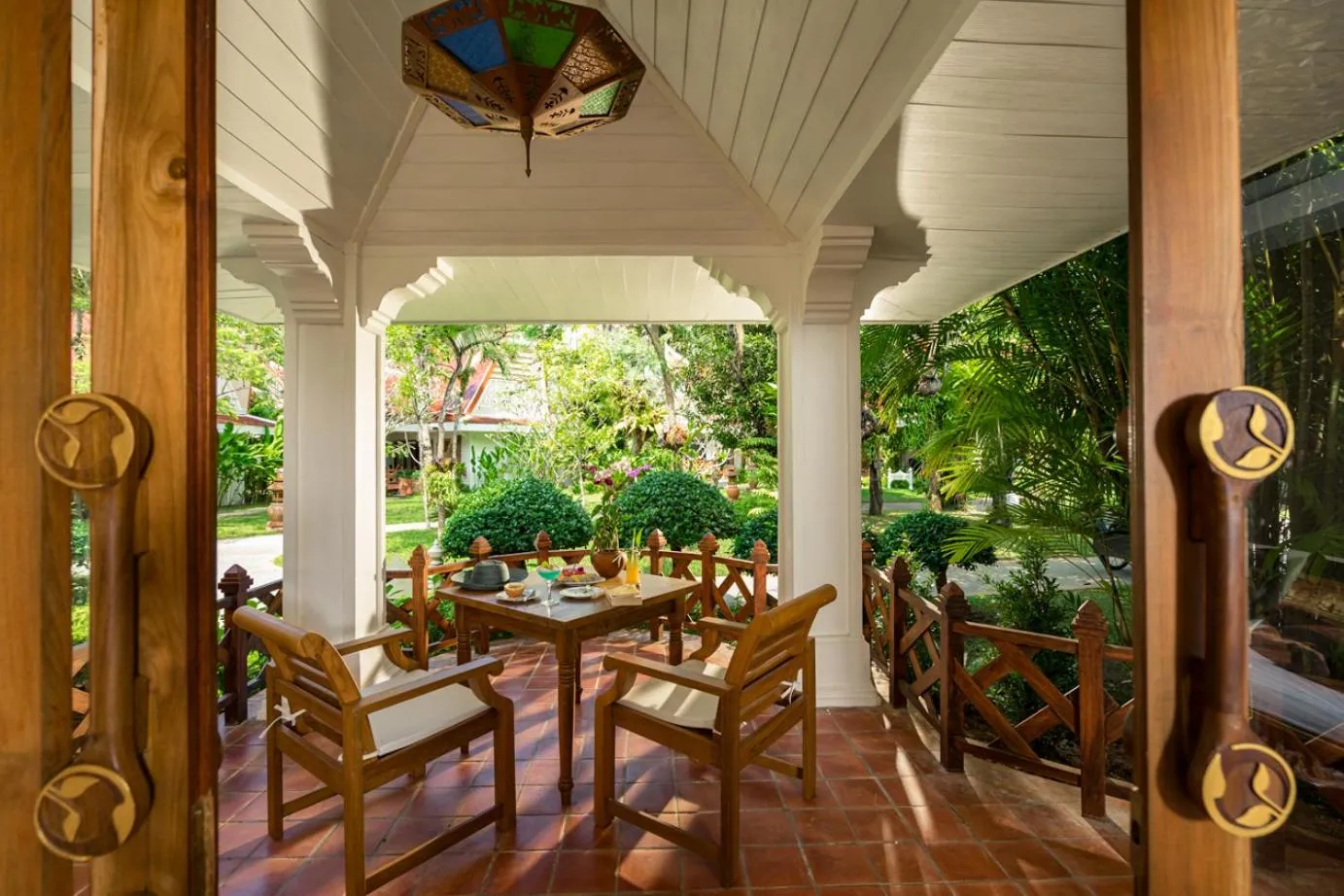 Garden in Santhiya Koh Chang Resort