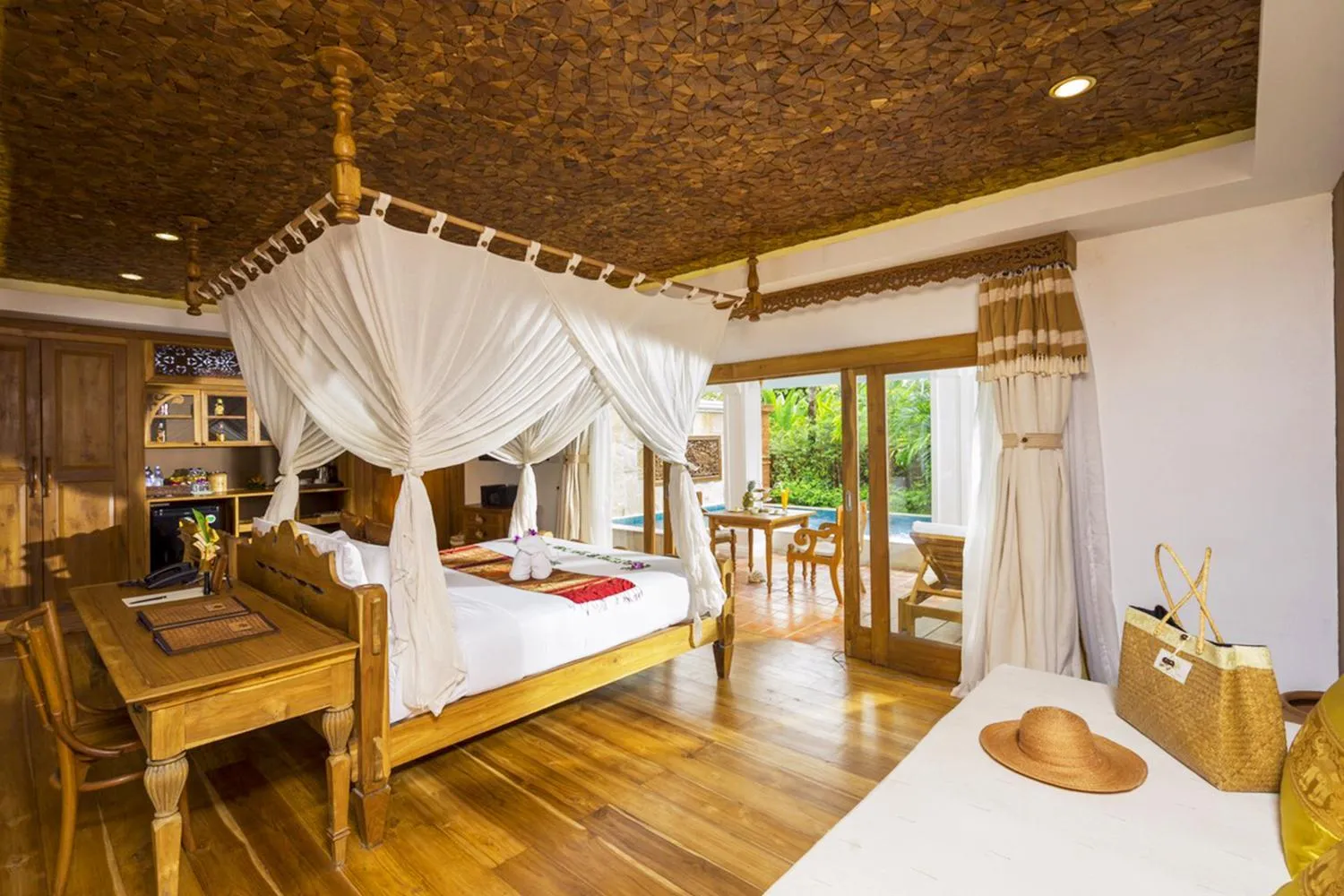 Bed in Santhiya Koh Chang Resort