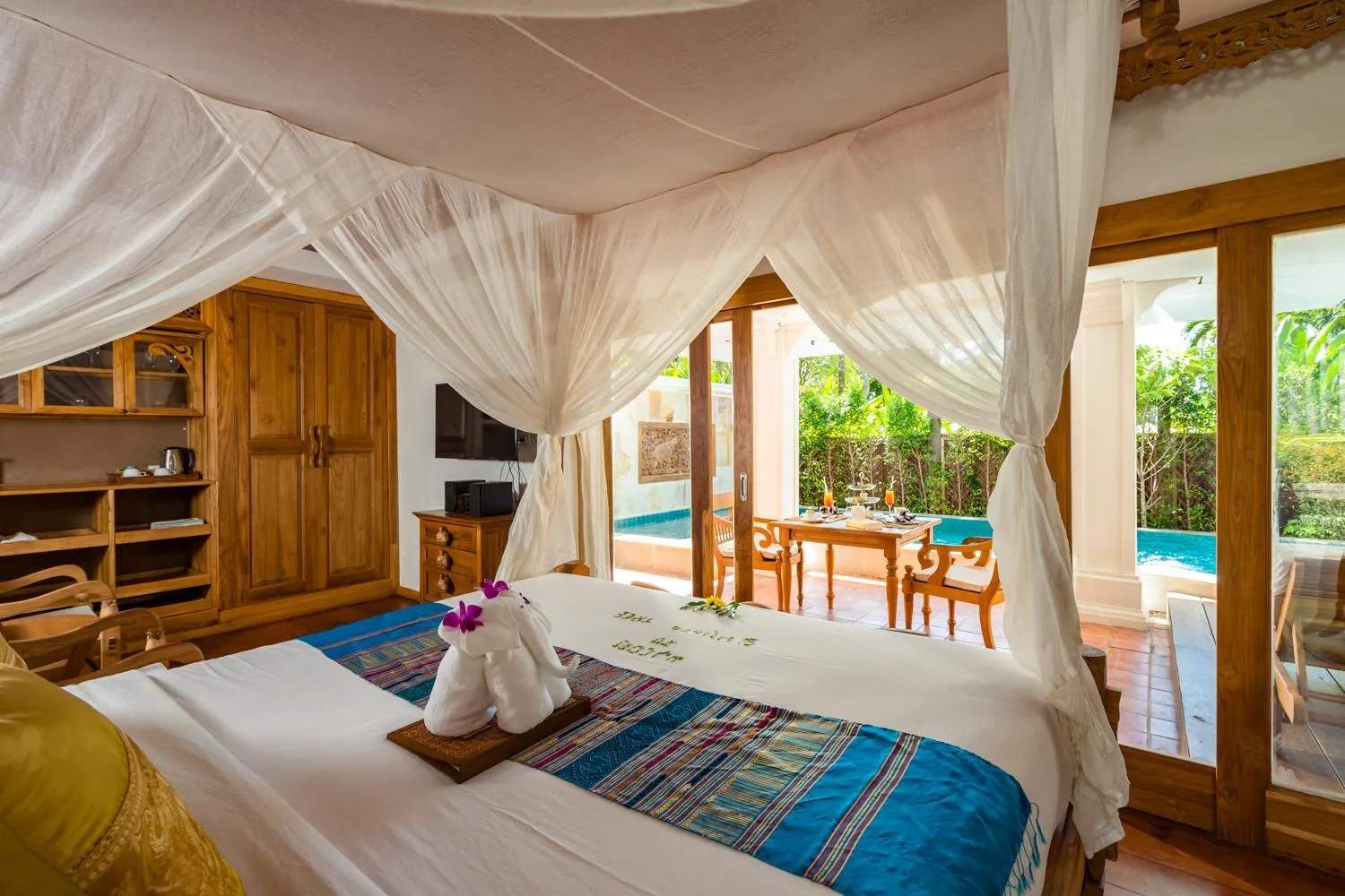 Bedroom, Bed in Santhiya Koh Chang Resort