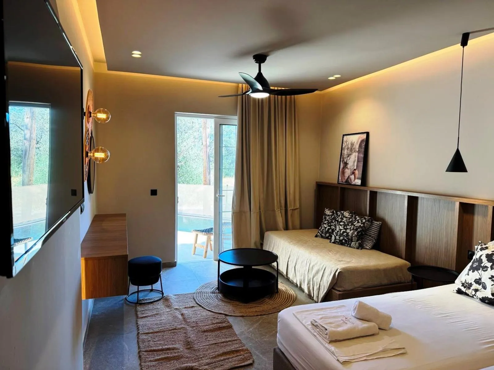 Photo of the whole room, Bed in Argiro Village