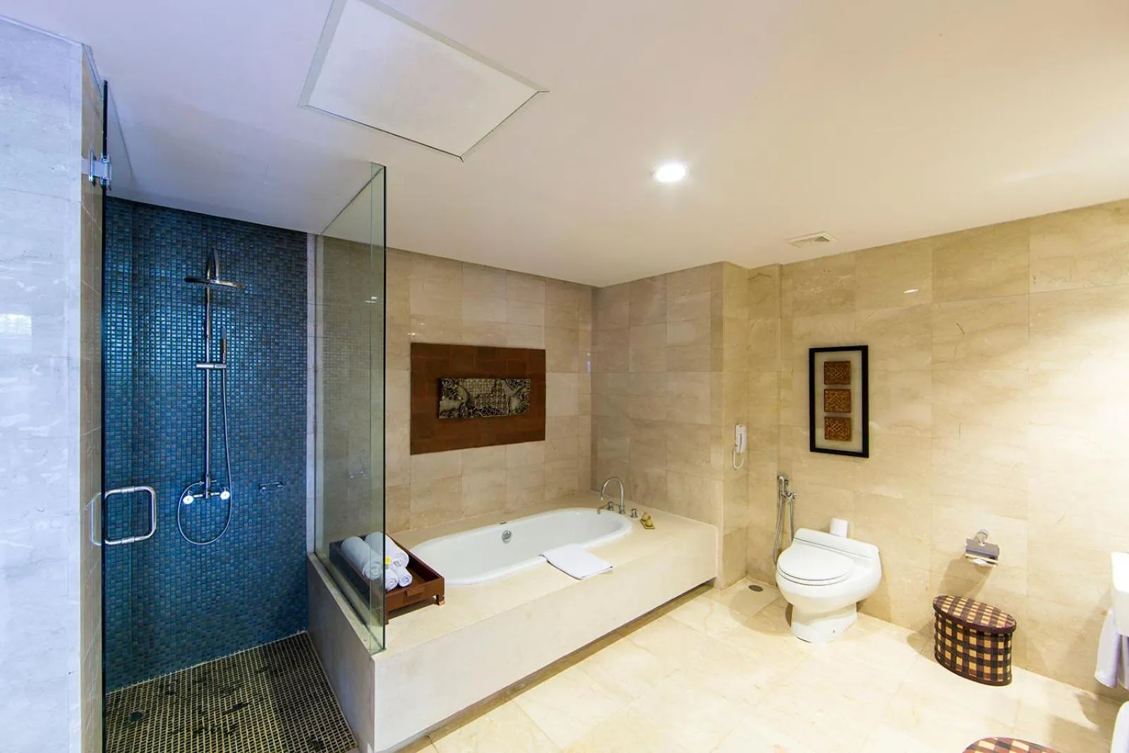 Bathroom, Bed in Le Grande Bali