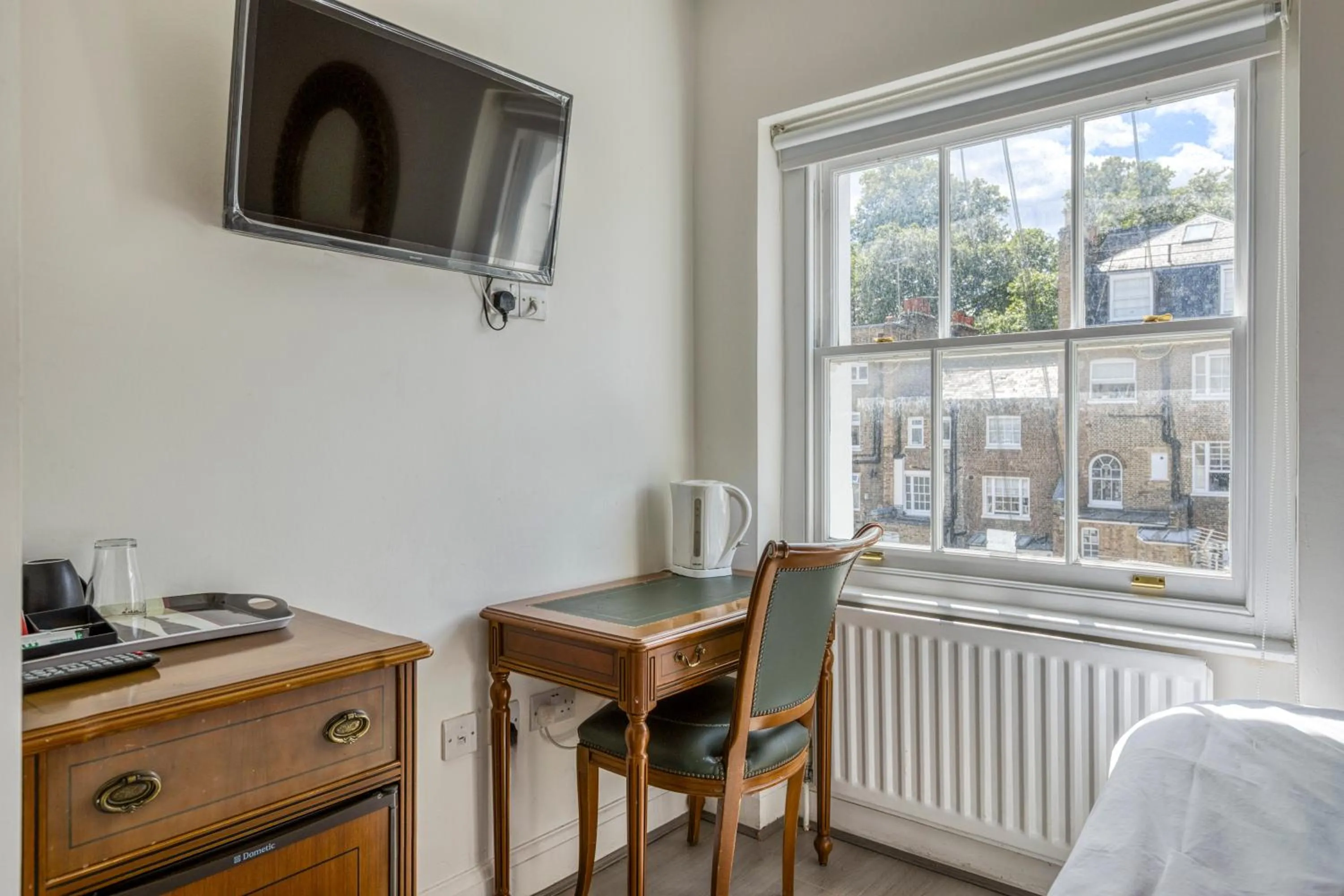 Opulence Boutique Hotel