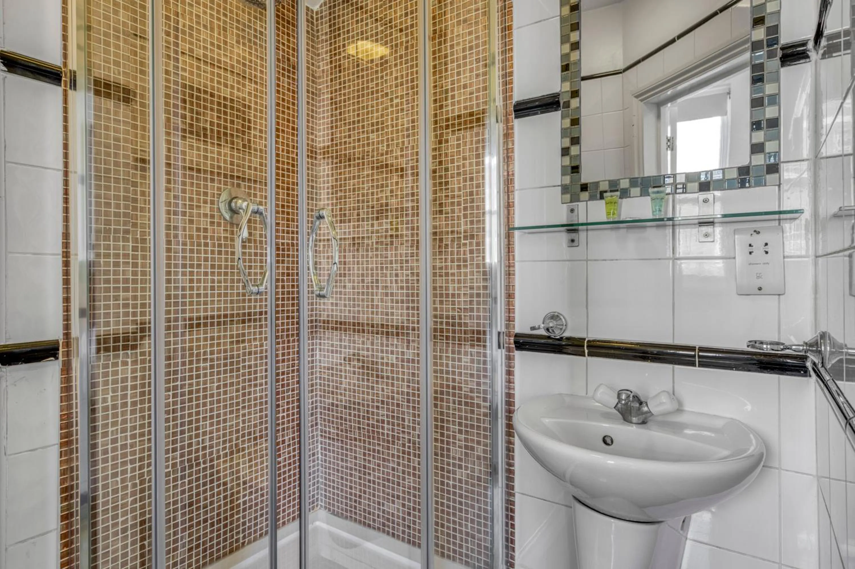 Opulence Boutique Hotel