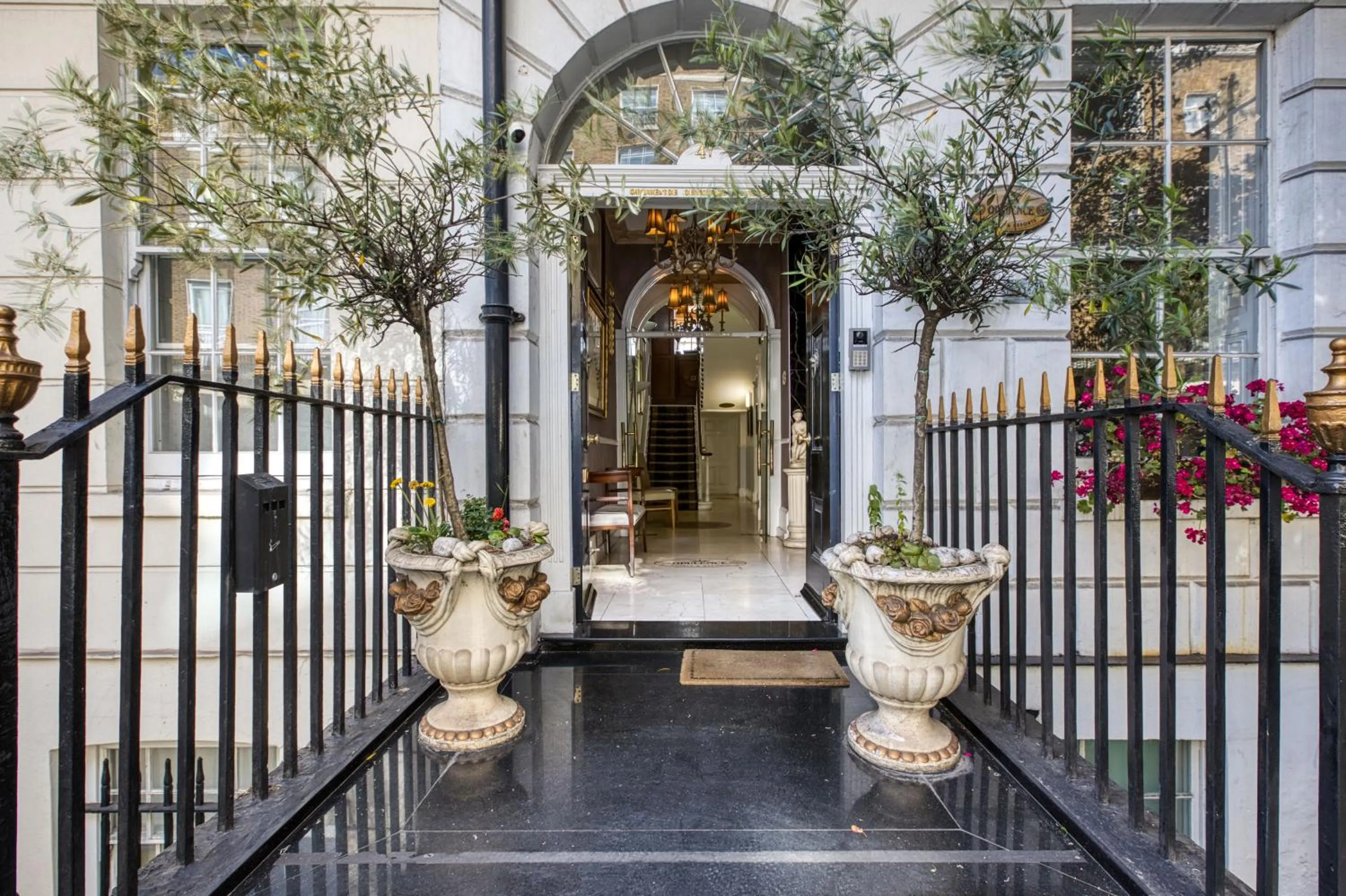 Opulence Boutique Hotel