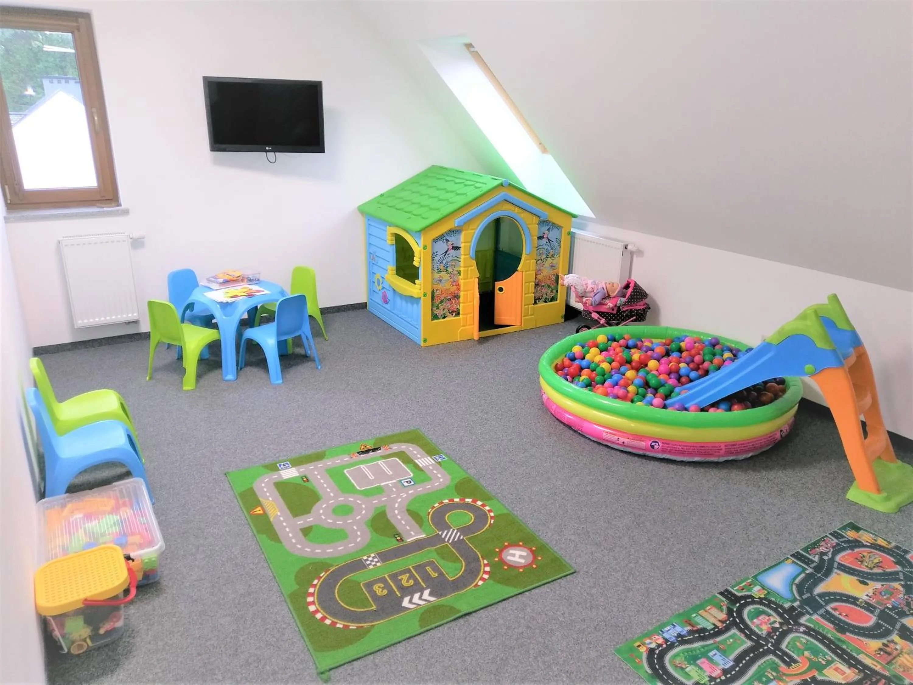 Kids's club in Puchacz - Spa