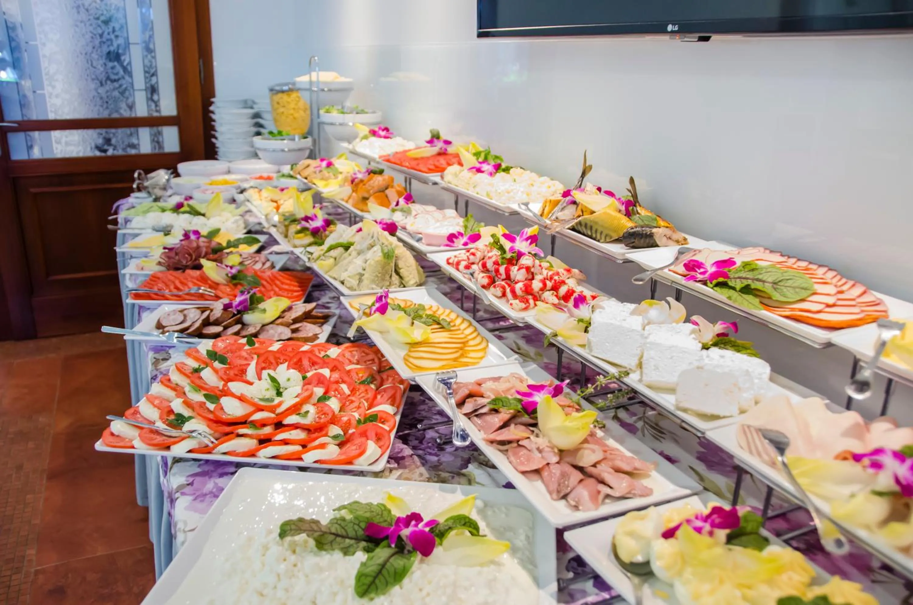 Buffet breakfast in Puchacz - Spa