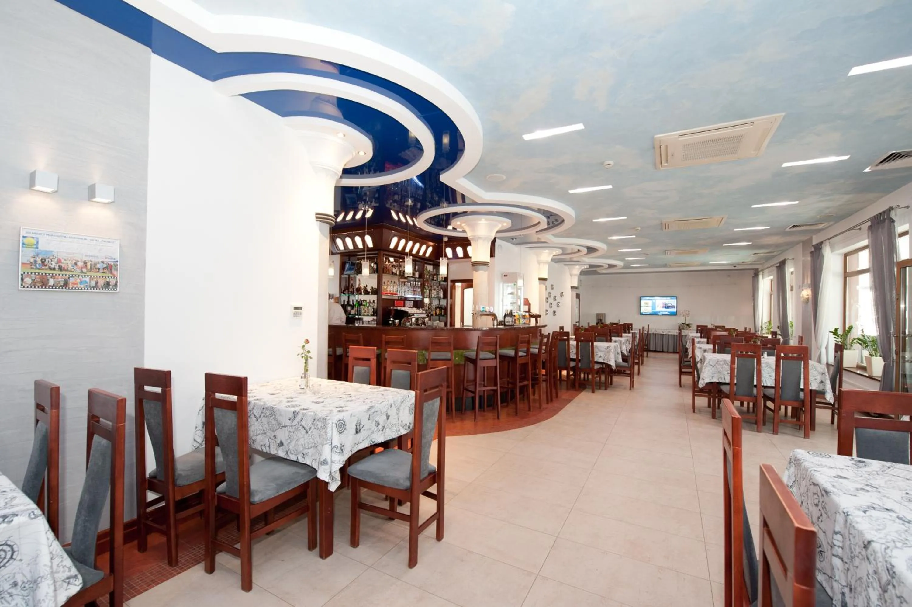 Restaurant/places to eat in Puchacz - Spa