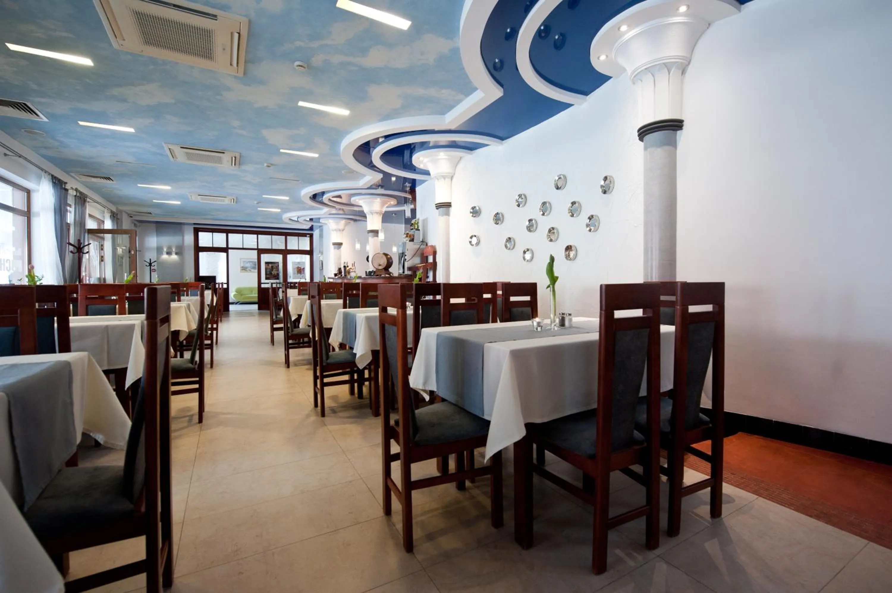 Restaurant/places to eat in Puchacz - Spa