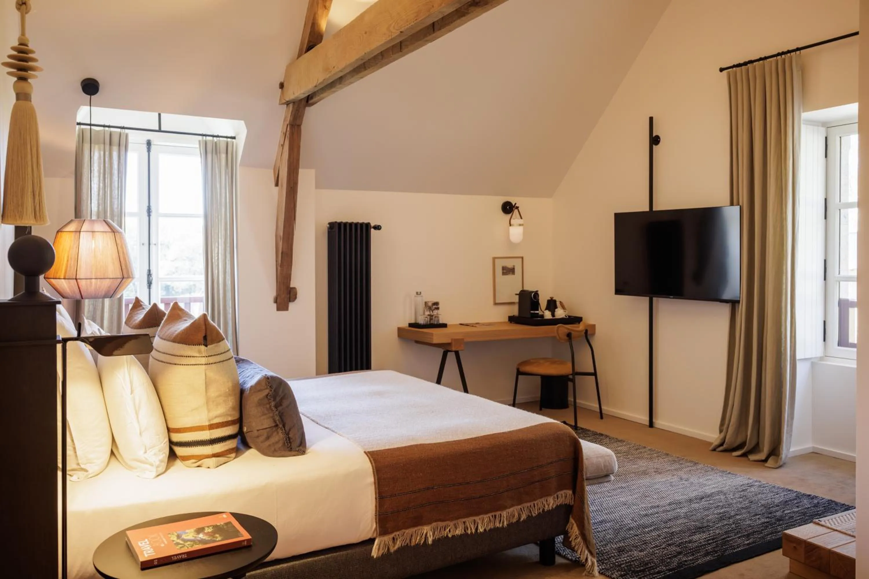 Photo of the whole room, Bed in Domaine de Locguénolé & Spa - Relais & Chateaux