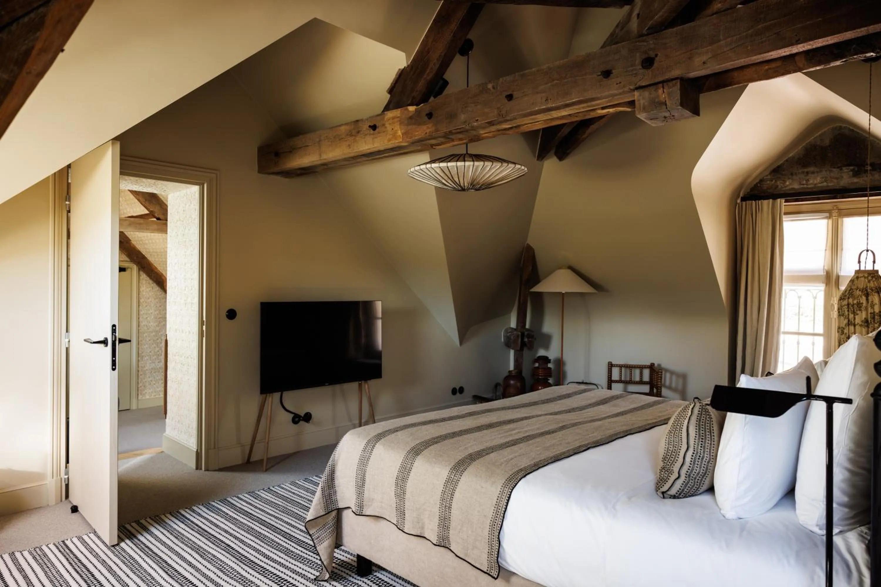 Photo of the whole room, Bed in Domaine de Locguénolé & Spa - Relais & Chateaux