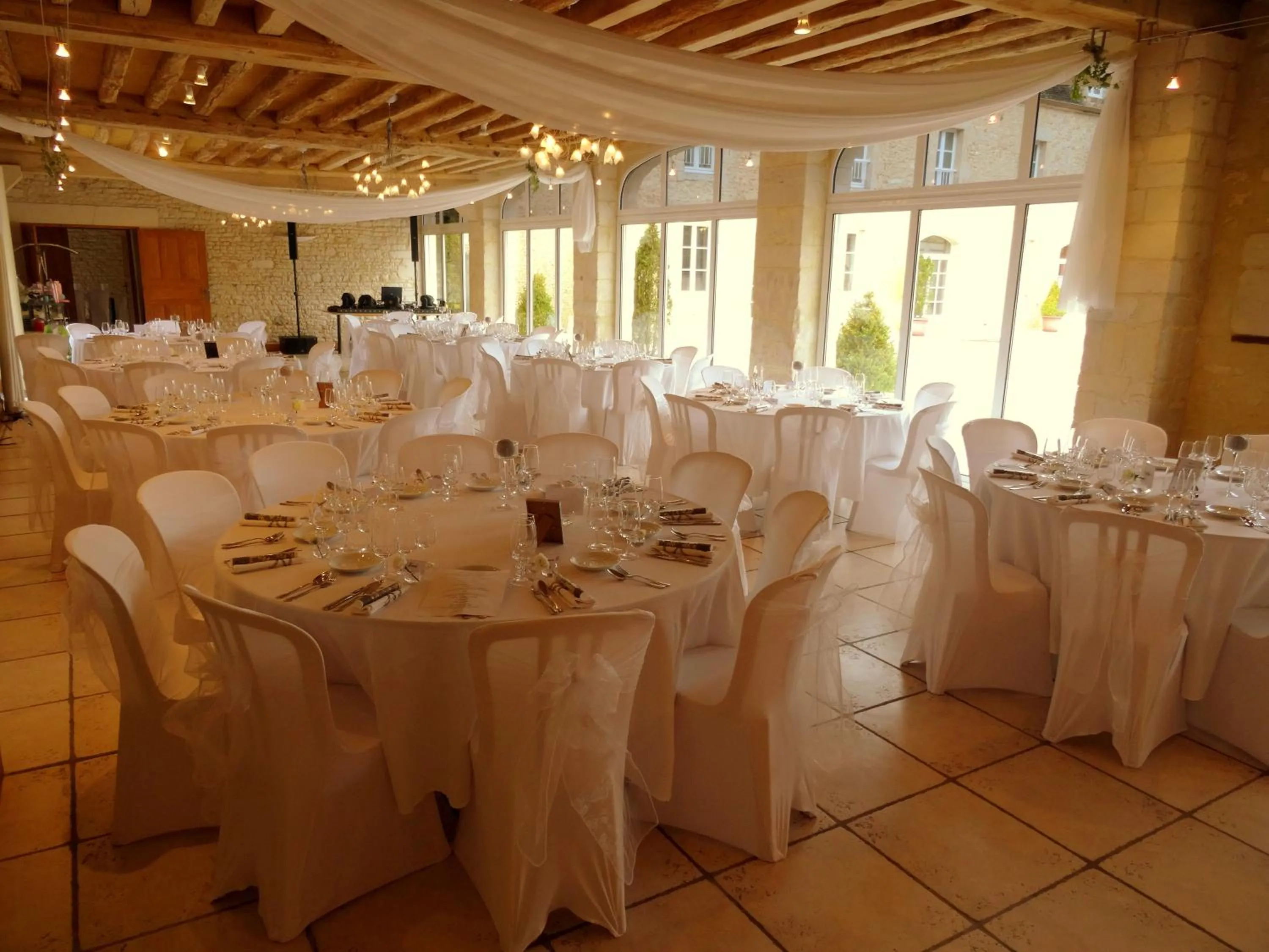 Banquet/Function facilities in Domaine De La Tour