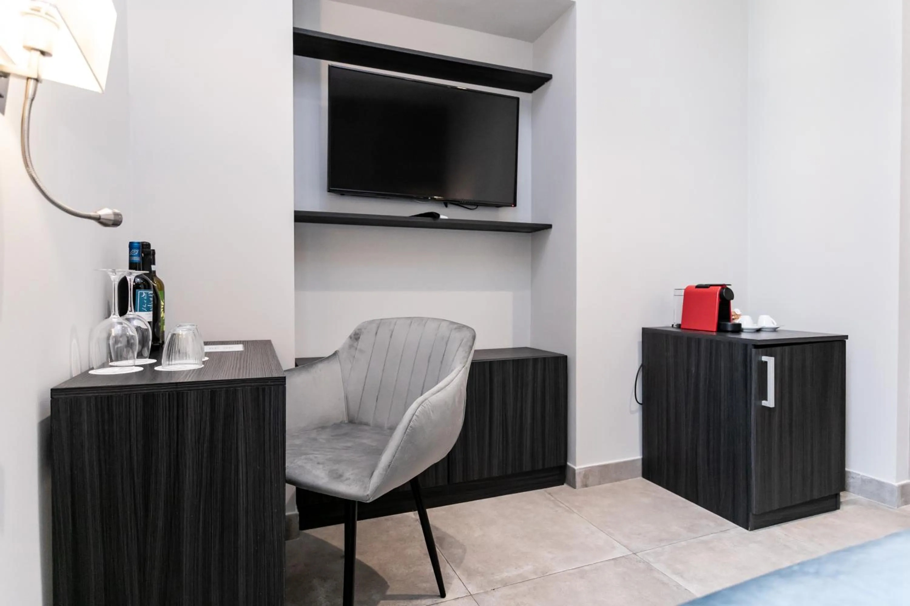 TV and multimedia in Cesare ai Cavalieri Suites