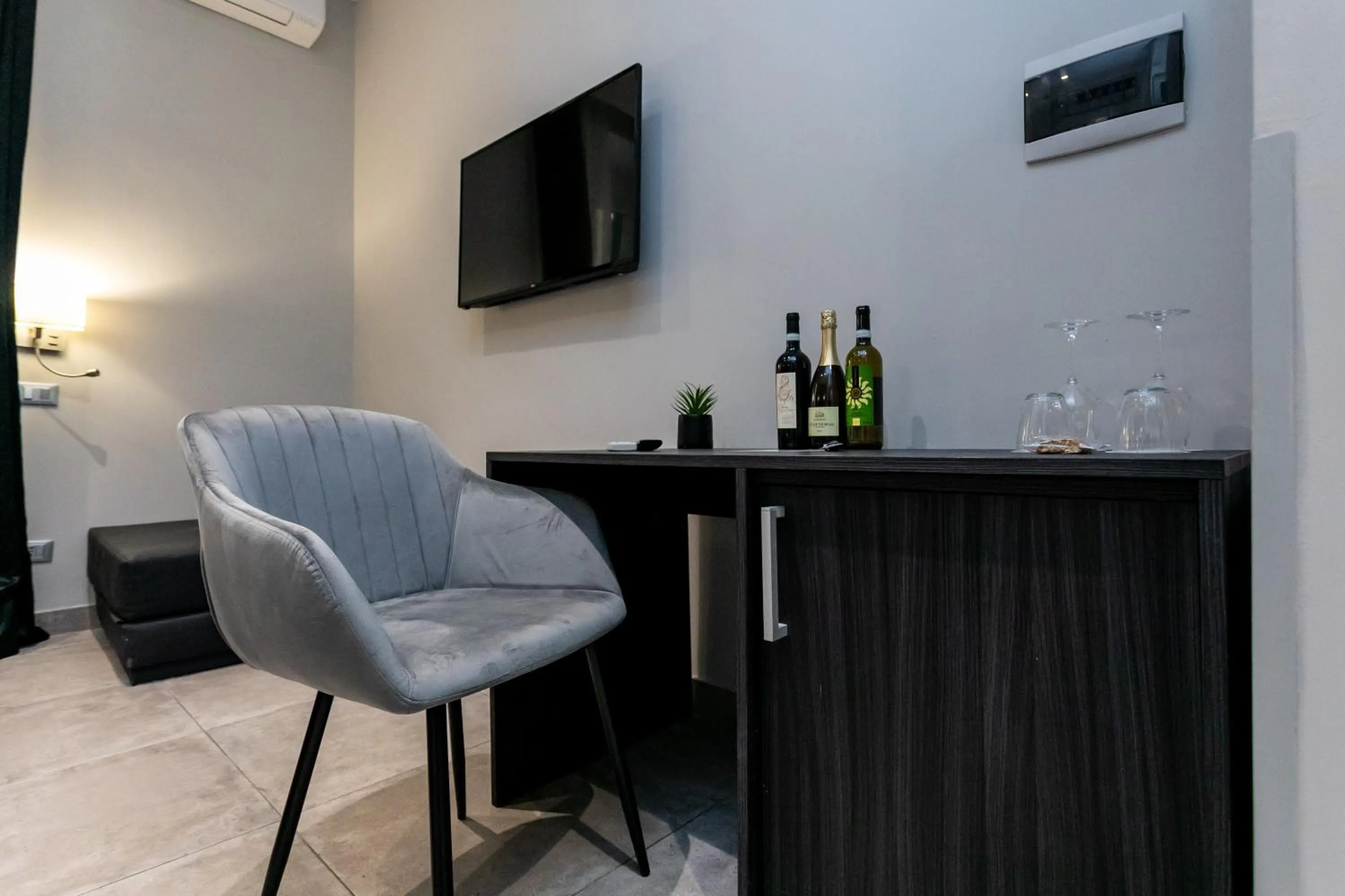 Decorative detail in Cesare ai Cavalieri Suites