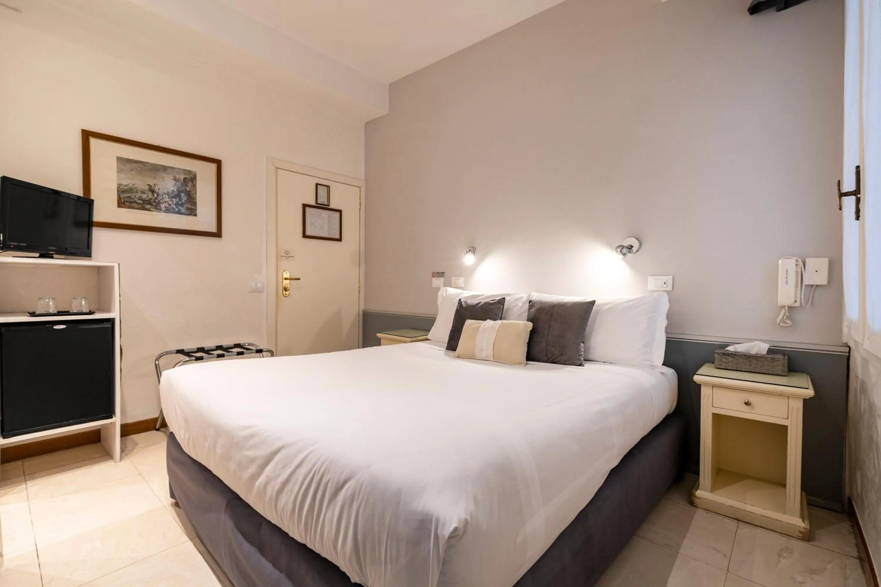 Photo of the whole room, Bed in Hotel Casa Petrarca