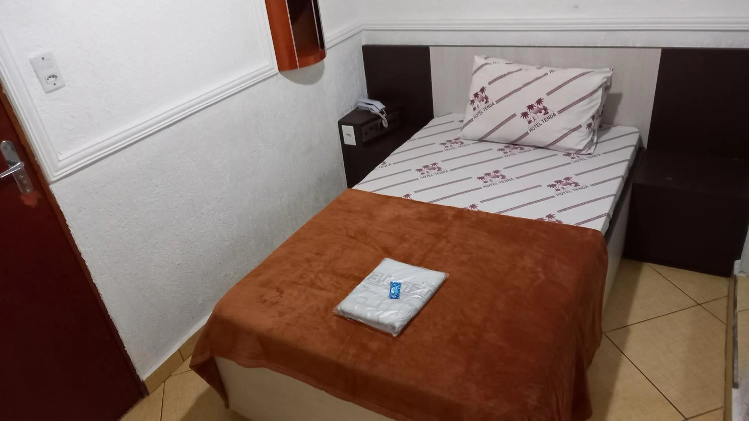 Bed in Hotel Tenda Brigadeiro - 5 Minutos a Pé do Metrô e Praça da Sé, 8 Minutos da Rua 25 de Março e Liberdade - Estacionamento Opcional