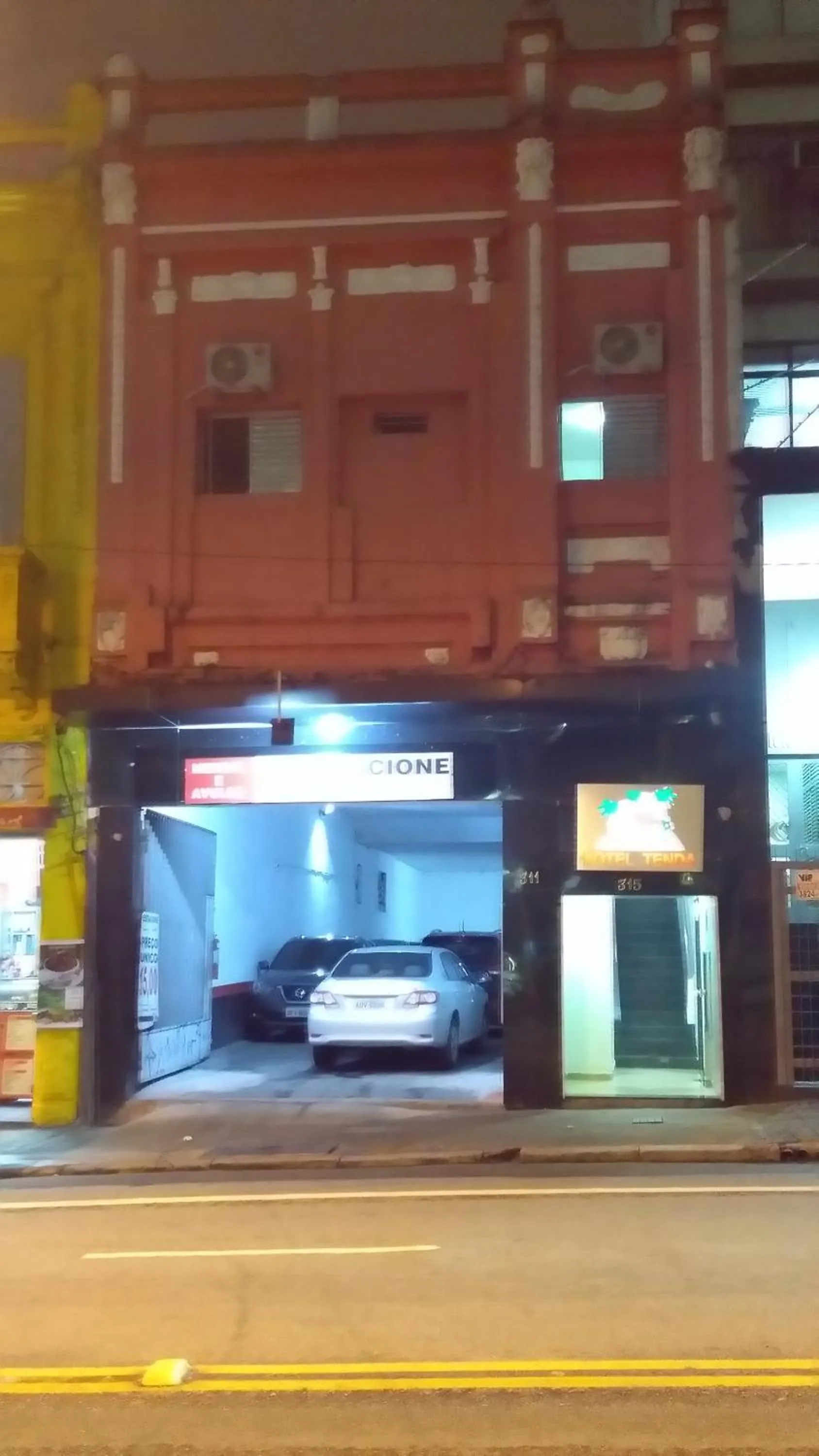 Facade/entrance in Hotel Tenda Brigadeiro - 5 Minutos a Pé do Metrô e Praça da Sé, 8 Minutos da Rua 25 de Março e Liberdade - Estacionamento Opcional