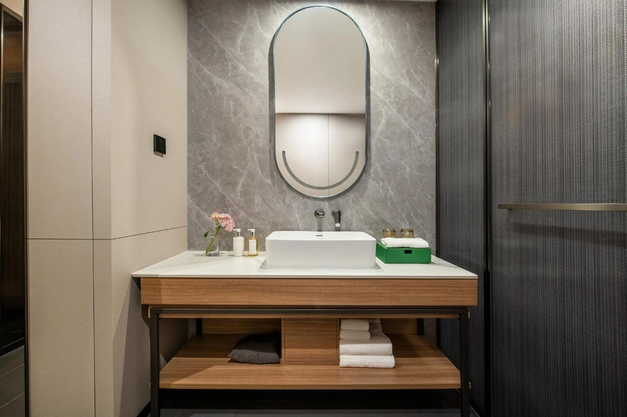 Bathroom in Holiday Inn Guangzhou Zhujiang New Town