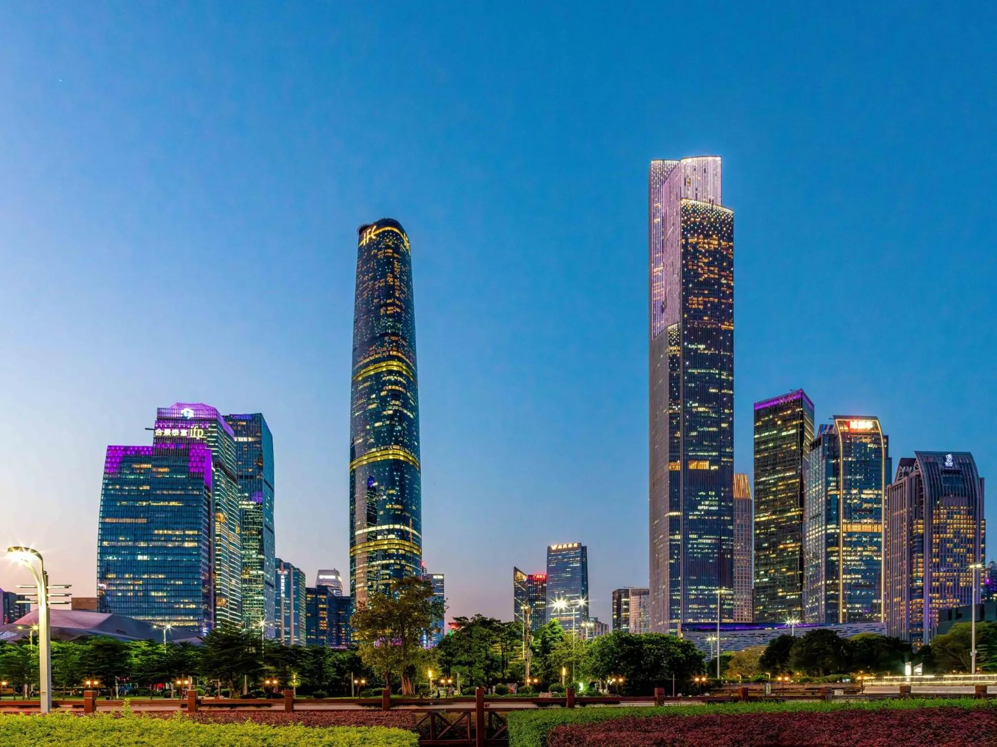 Nearby landmark in Holiday Inn Guangzhou Zhujiang New Town