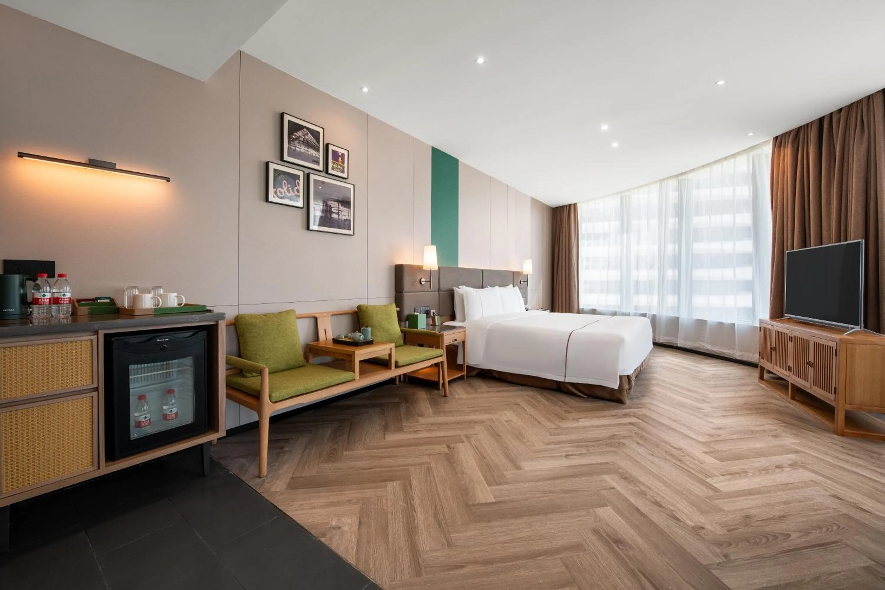 Photo of the whole room, Bed in H' Elite Hotel