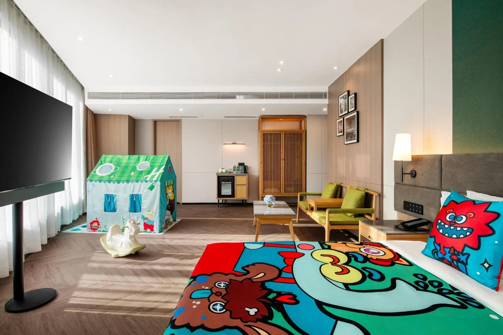 Photo of the whole room in Holiday Inn Guangzhou Zhujiang New Town