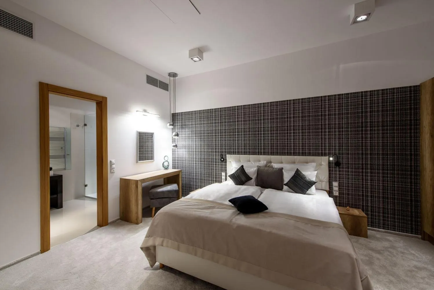 Bedroom, Bed in Karoly Corner Residences