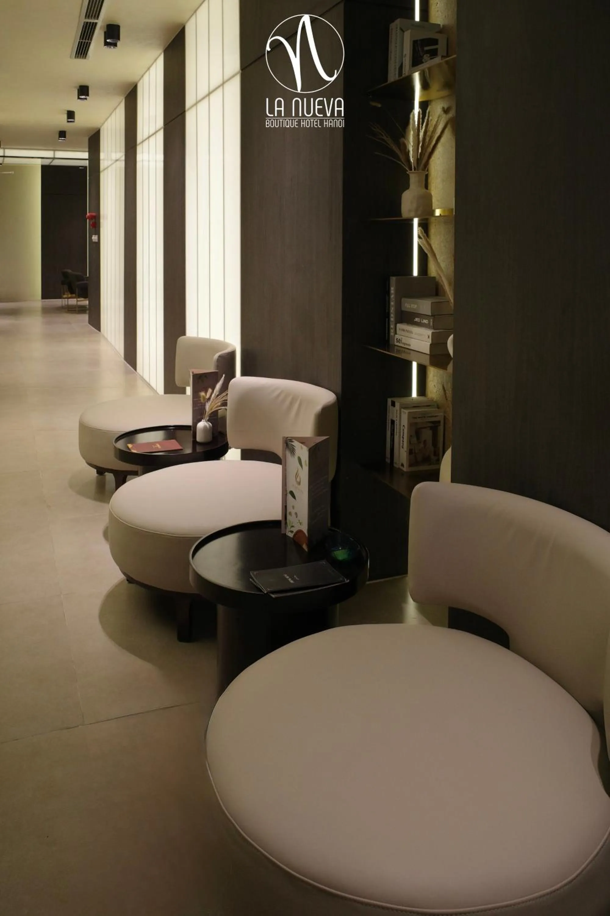 Communal lounge/ TV room in La Nueva Boutique Hotel Hanoi & Spa