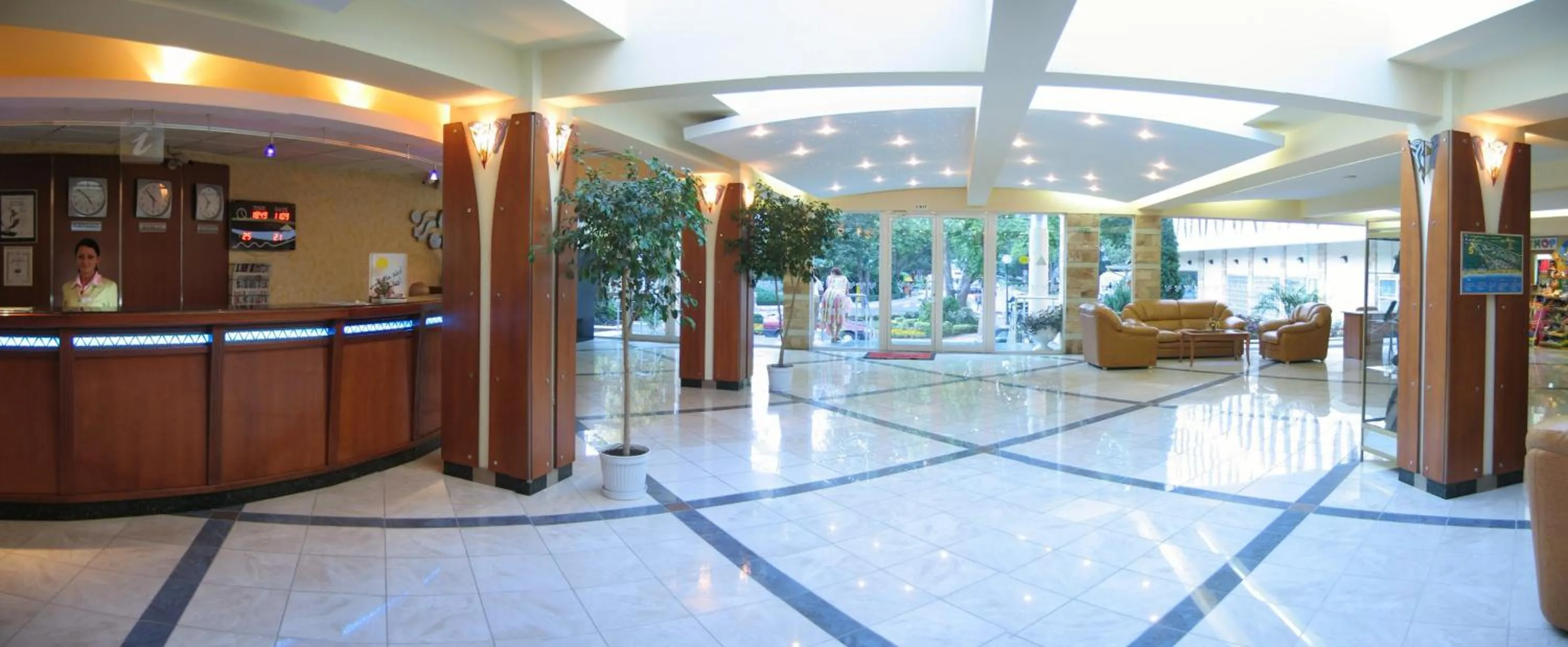 Lobby or reception in Hotel Laguna Garden