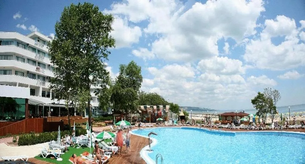 Swimming pool in Hotel Arabella Beach