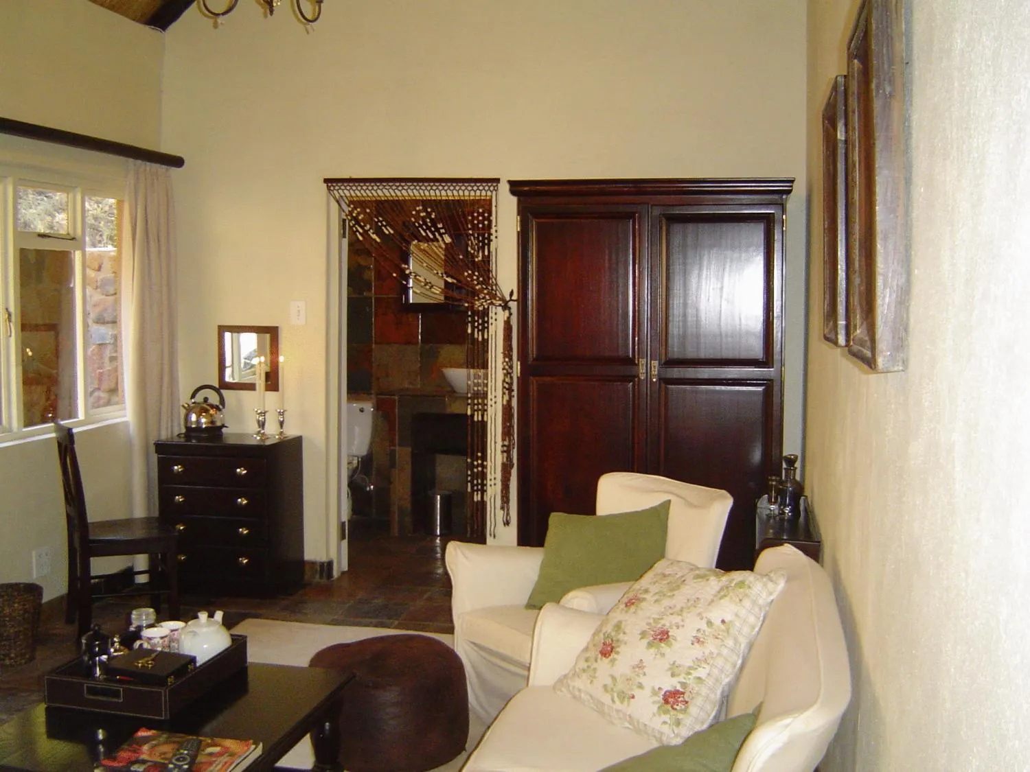 Seating area in Forest Creek Lodge & Spa