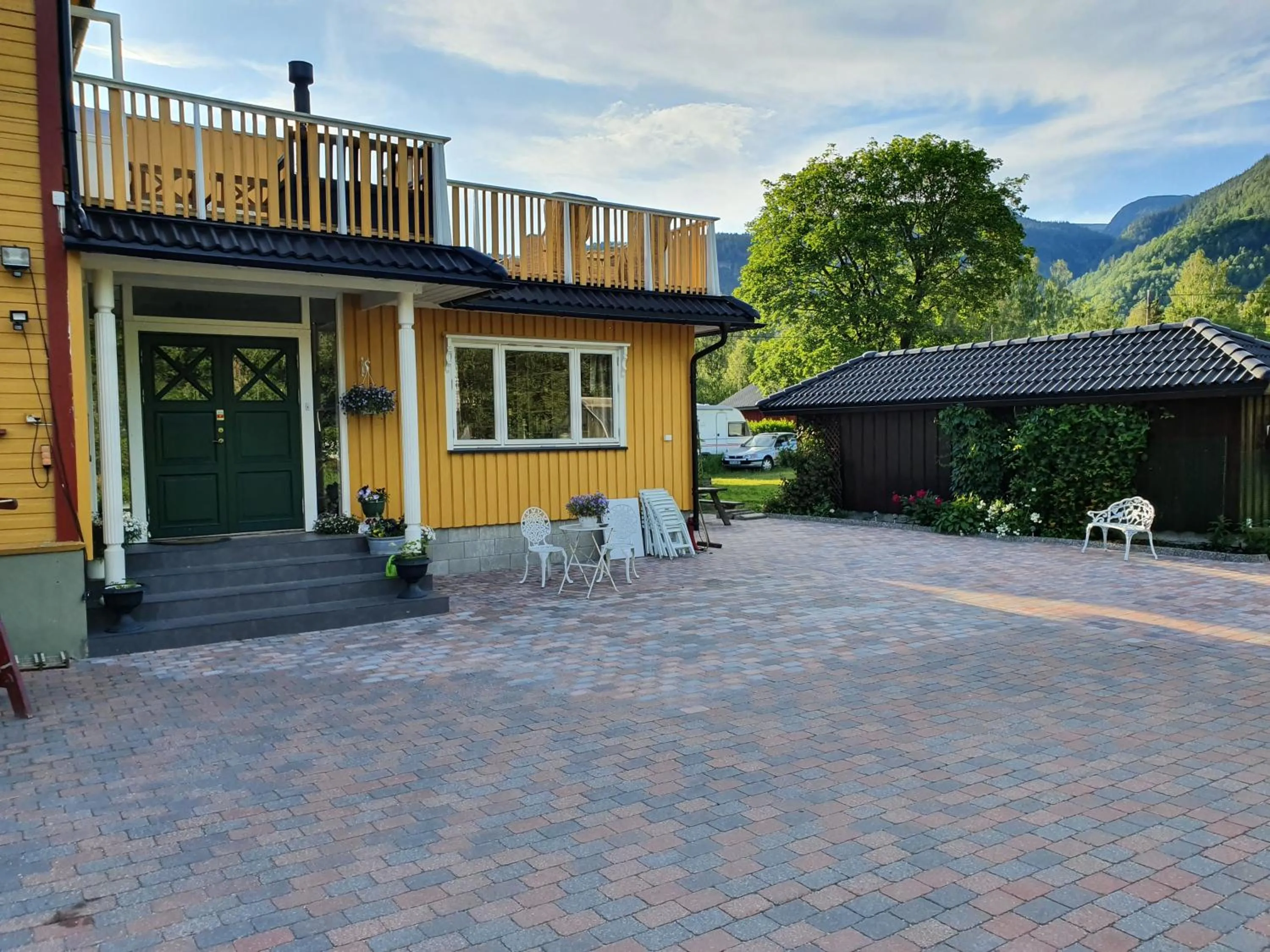 Facade/entrance in Solheim Overnatting