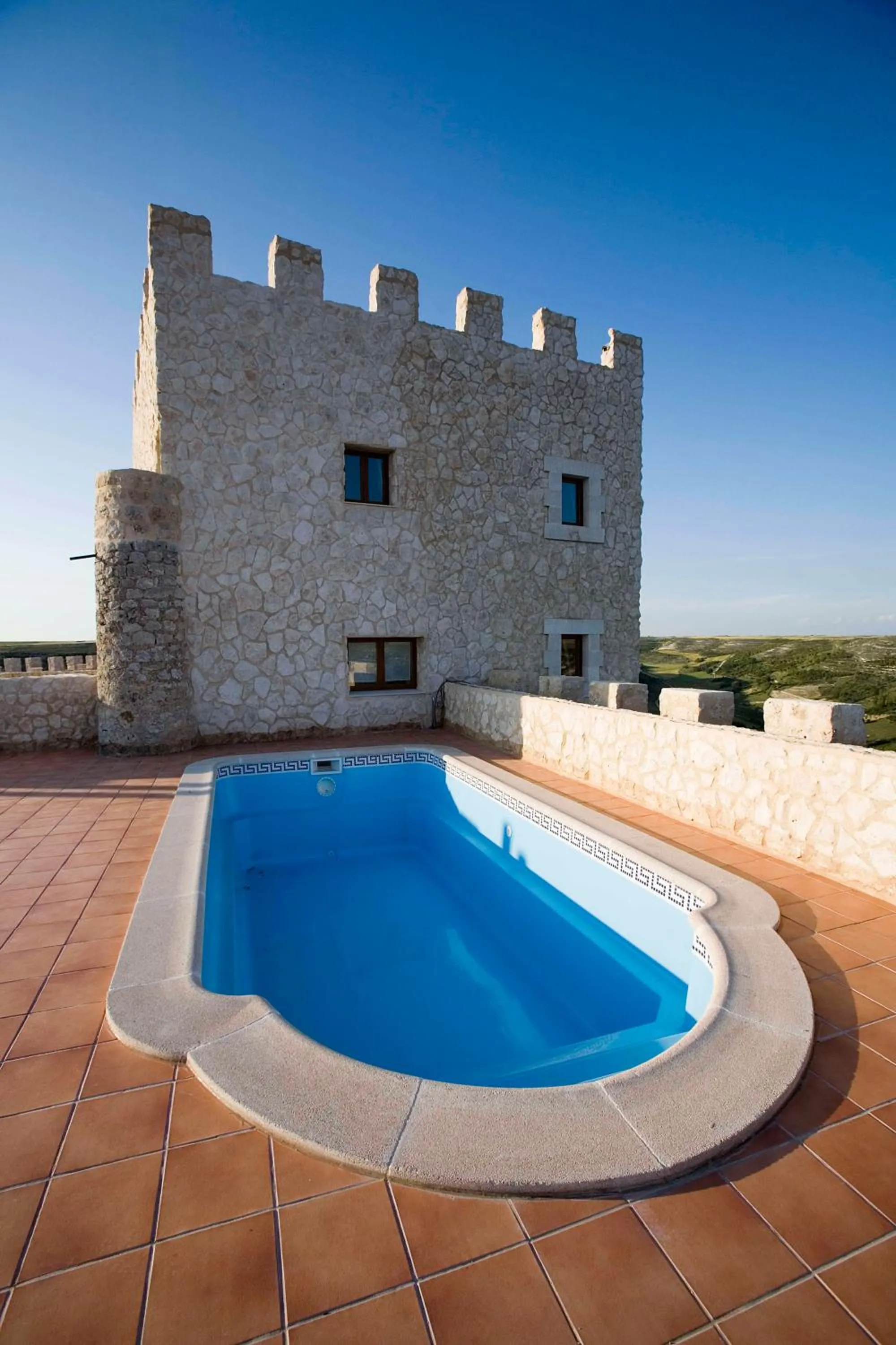 Swimming pool in Residencia Real del Castillo de Curiel