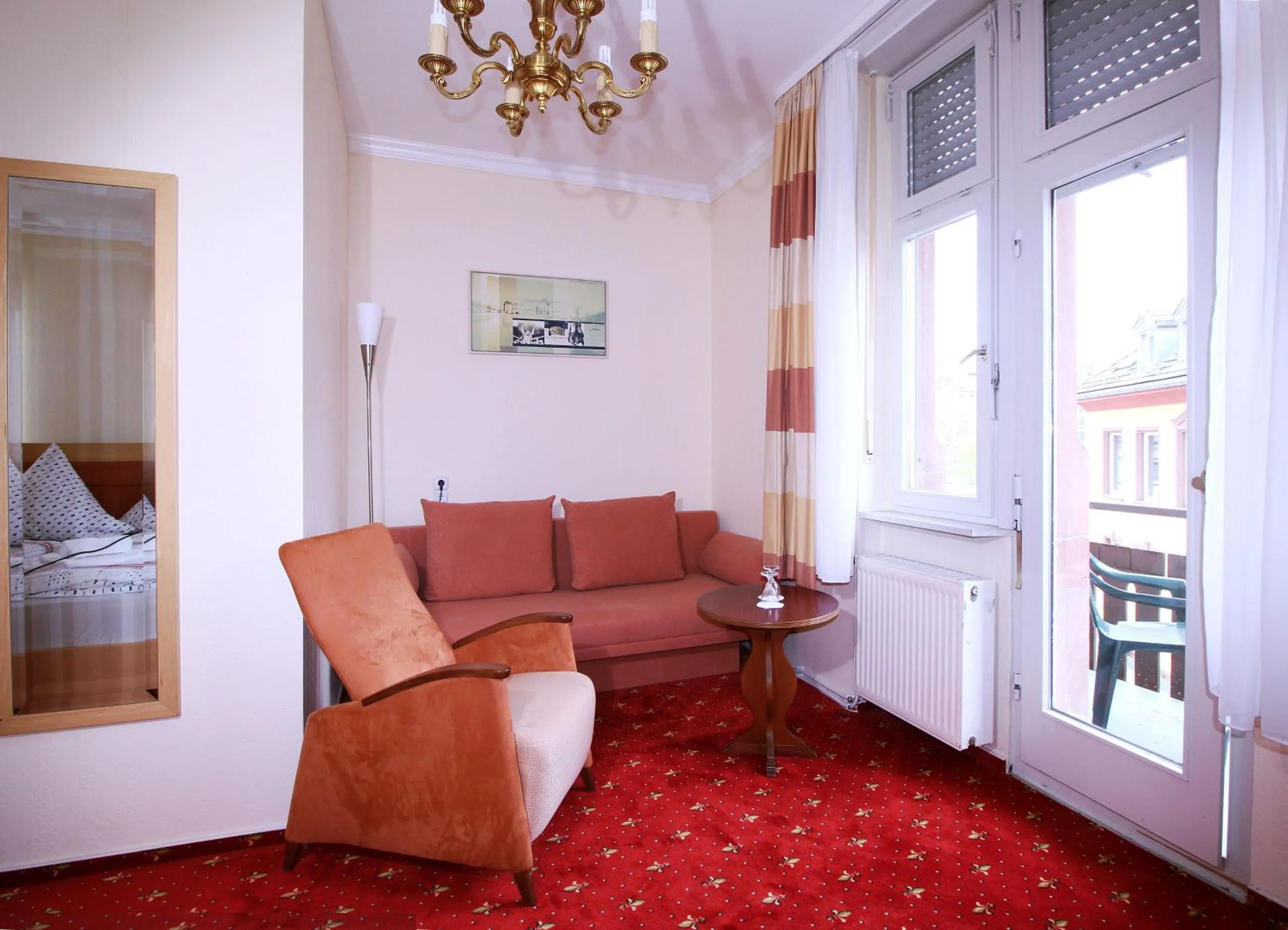 Seating area, Bed in Hotel Neustädter Hof