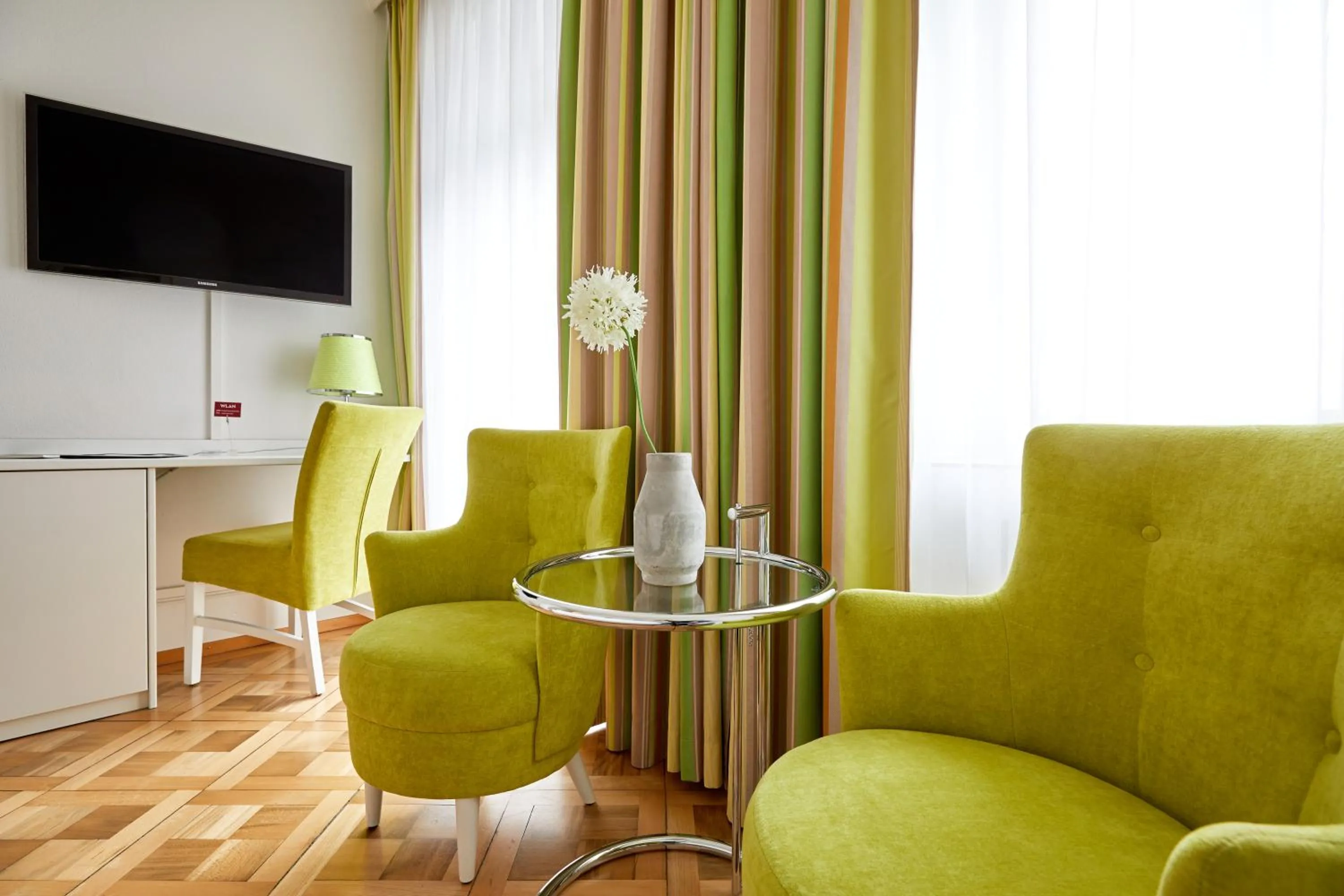 TV and multimedia in Hotel Schmid & Alfa