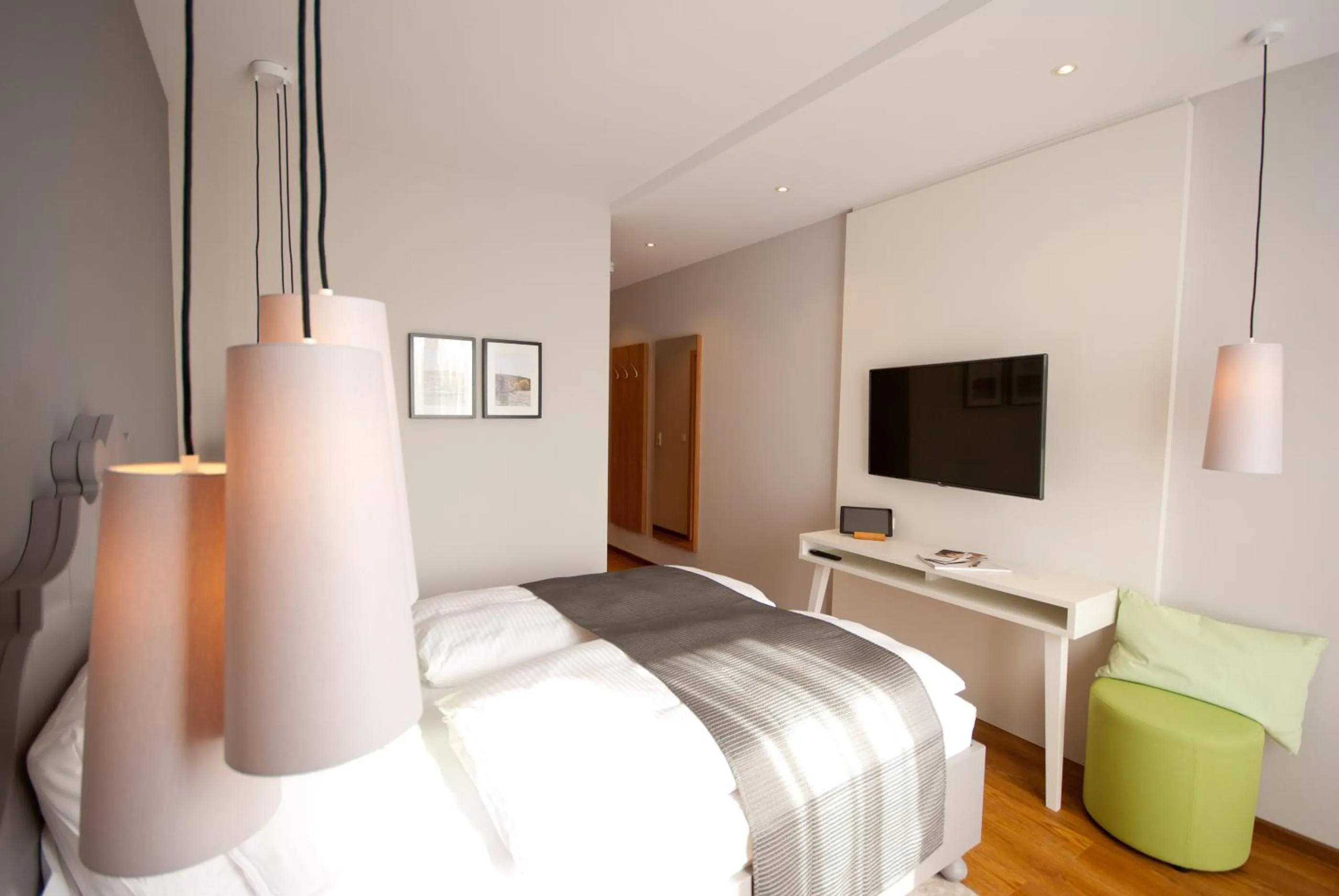 Photo of the whole room, Bed in Hotel Restaurant zur Marienburg