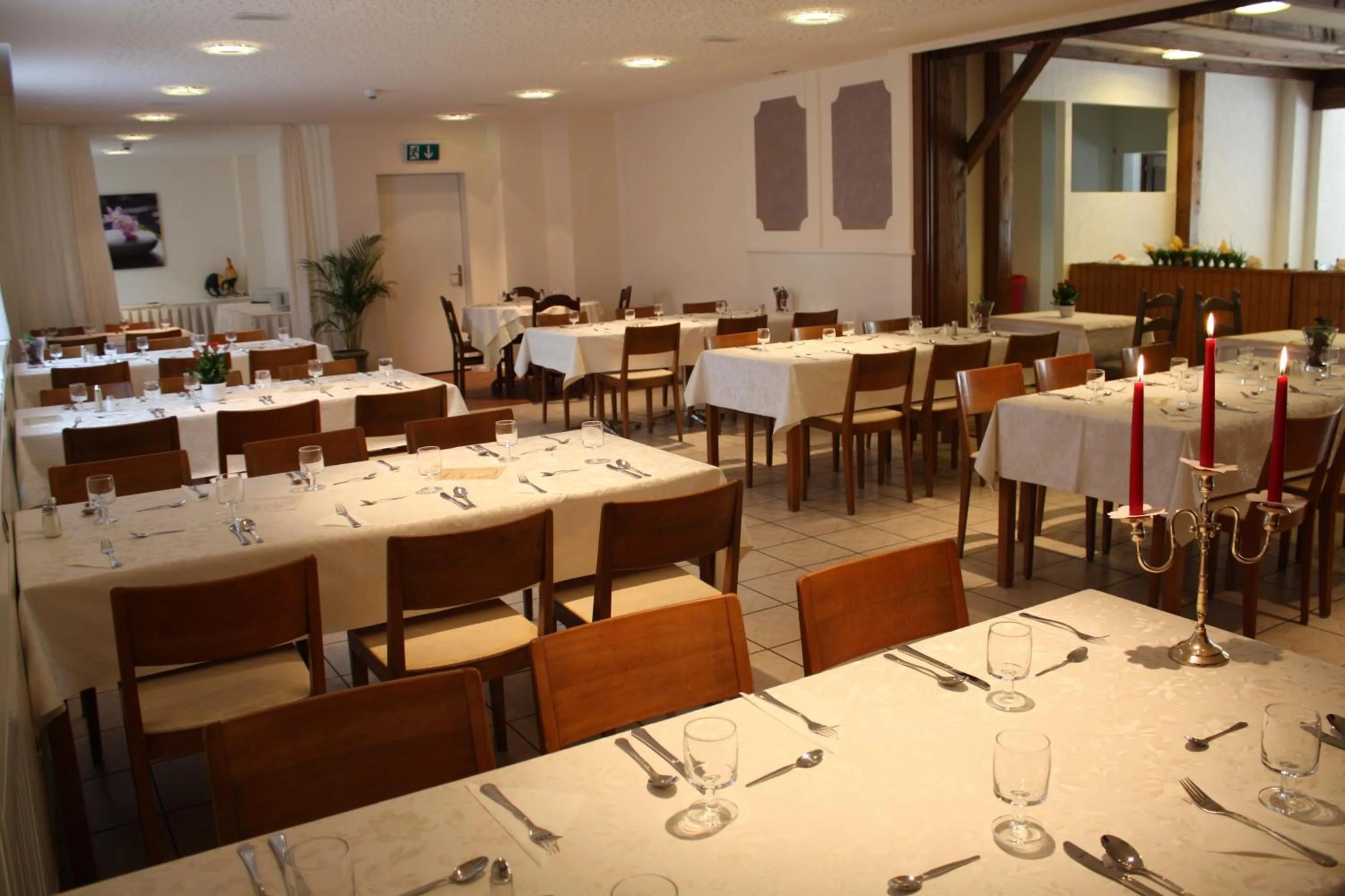 Restaurant/places to eat in Hotel Engel