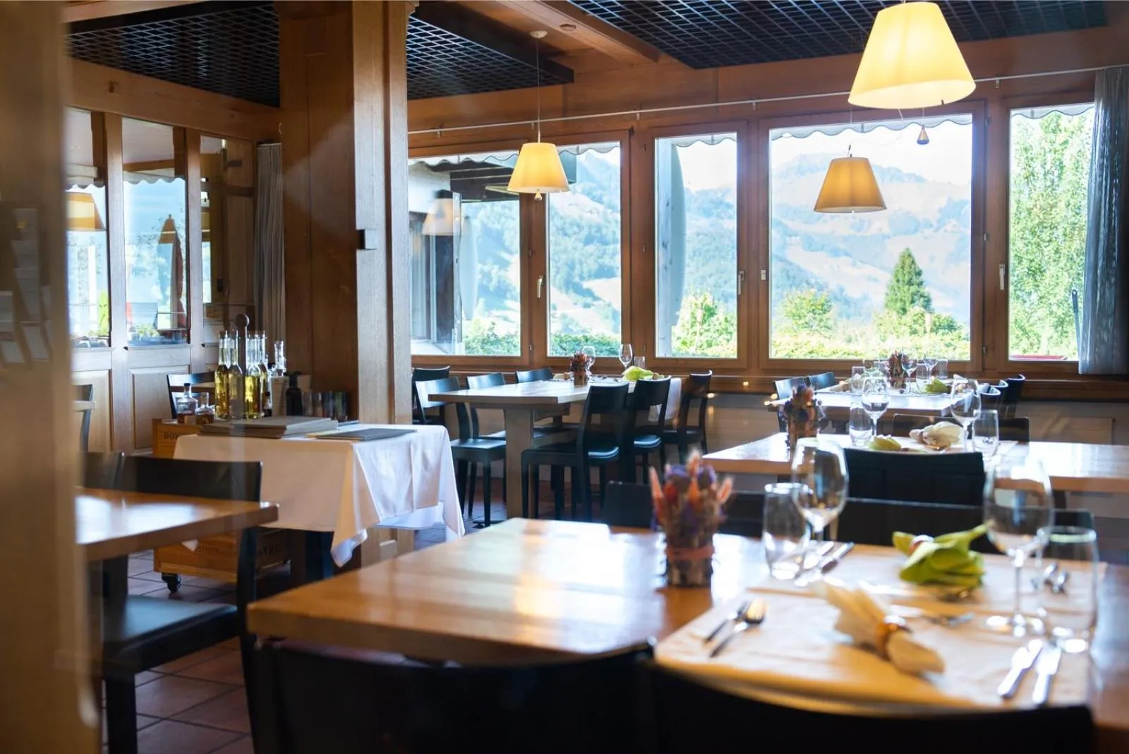 Restaurant/places to eat in Seeblick Höhenhotel